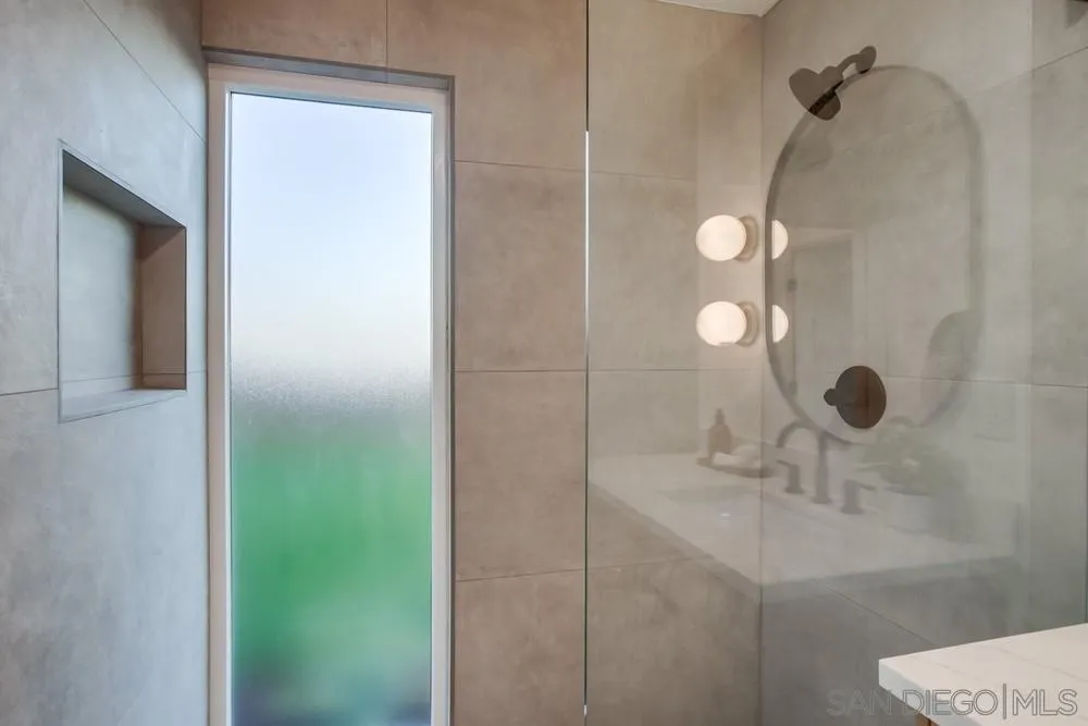 https://cdn.realtyfeed.com/cdn/127/250039423/bdfe36a2a936ac9ef165eaf537baf90c.webp