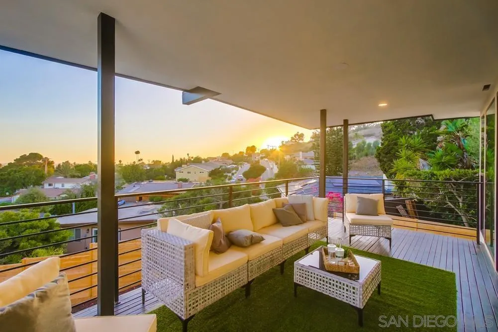 https://cdn.realtyfeed.com/cdn/127/250039423/cc8efadddec67c6b1dc79511be9467a5.webp