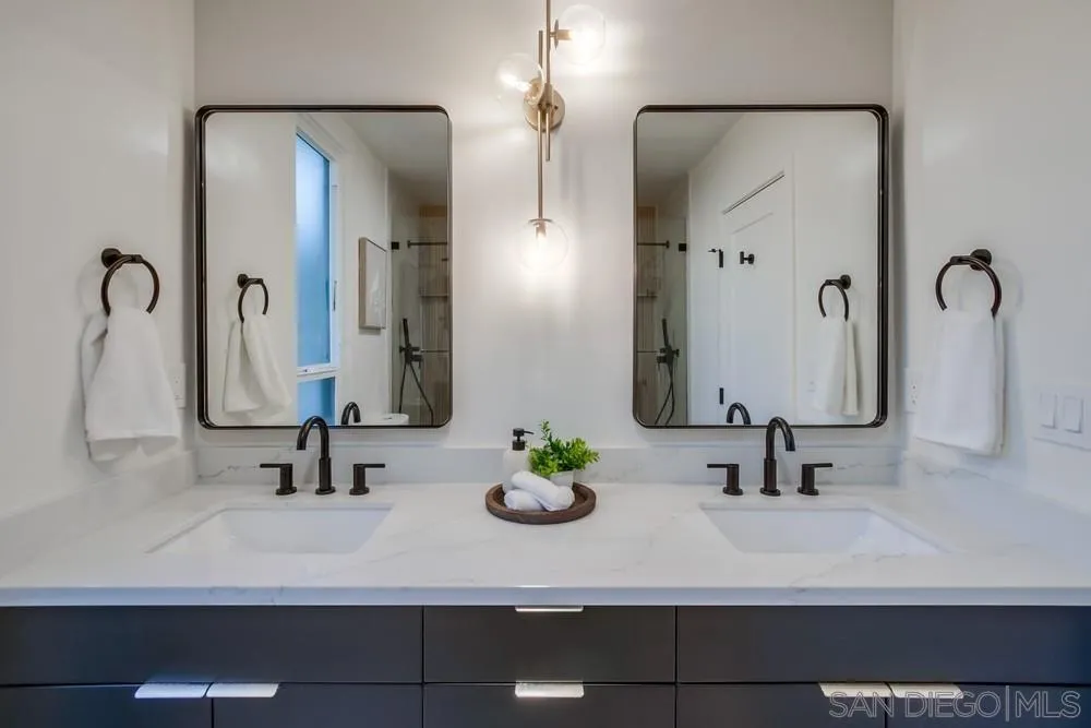 https://cdn.realtyfeed.com/cdn/127/250039423/dbc146187e15395d46cf07c9c90d097e.webp