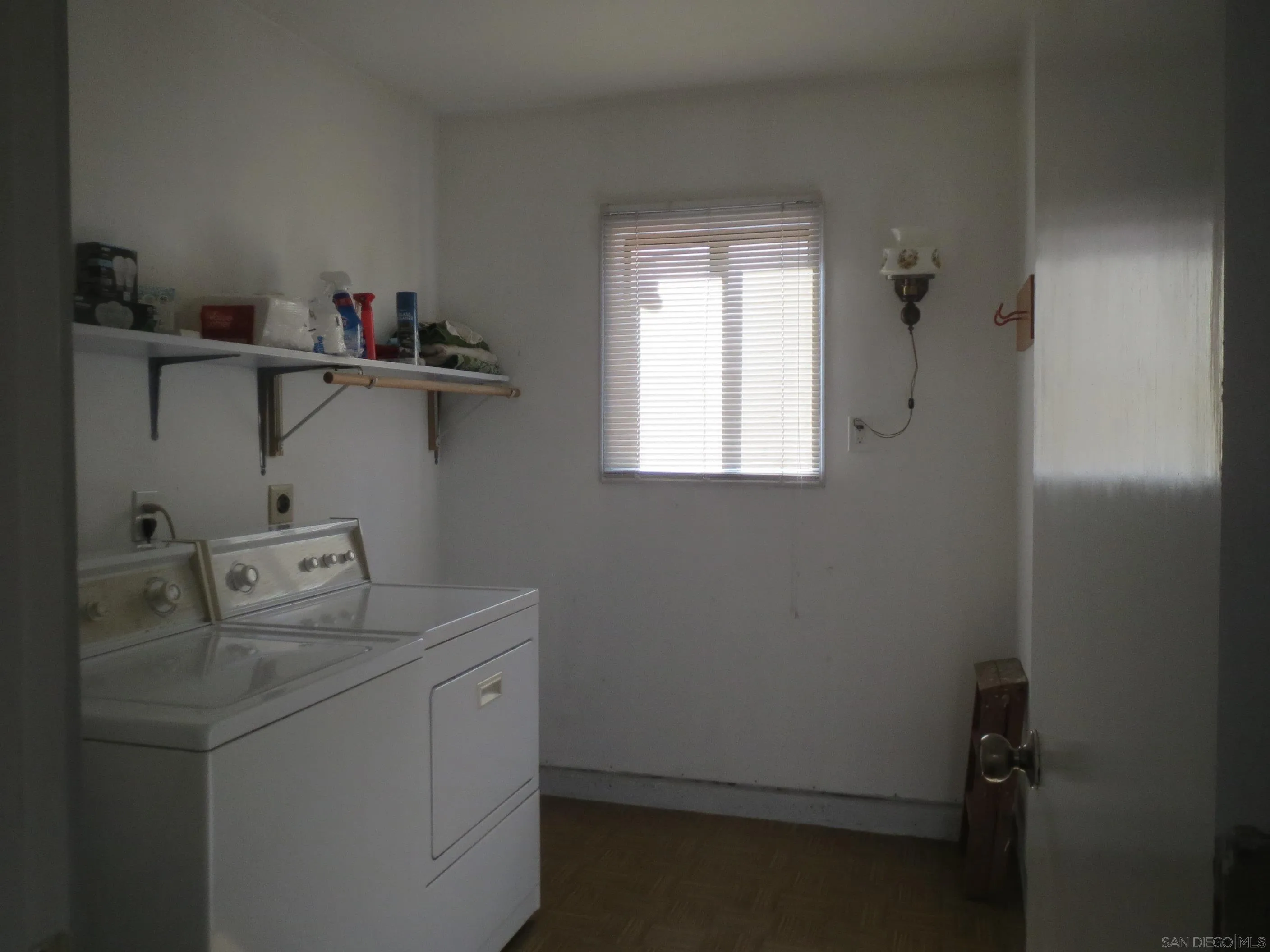 https://cdn.realtyfeed.com/cdn/127/250039424/0e861434562ba87433f4552b465d3005.webp