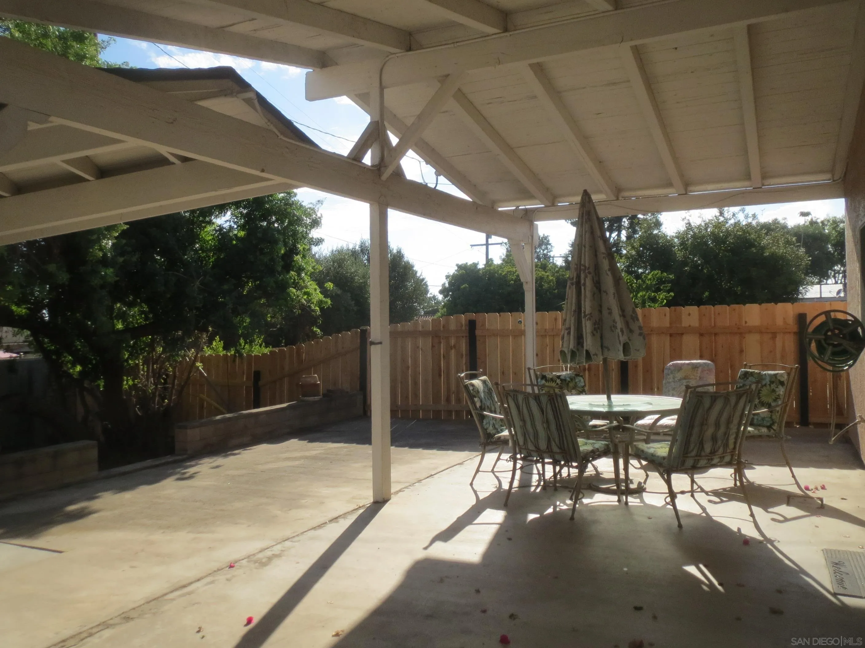 https://cdn.realtyfeed.com/cdn/127/250039424/7a7688d4eb37dba5a353d9531fea6f92.webp