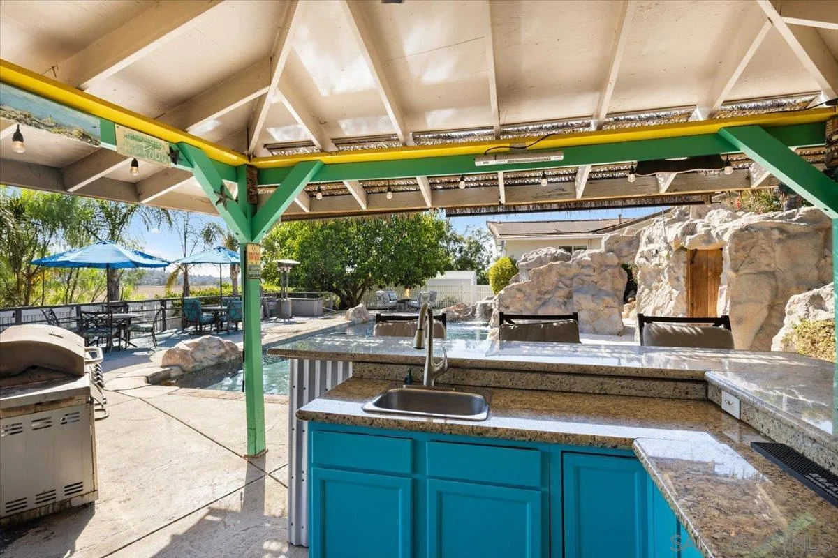 https://cdn.realtyfeed.com/cdn/127/250039426/450b645bcf95be8f3c1d9a9041d58d6c.webp