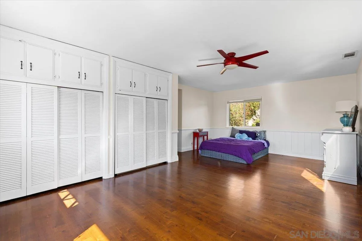 https://cdn.realtyfeed.com/cdn/127/250039426/9bc0abd4b8a7c60be93ccc73f09d1cba.webp