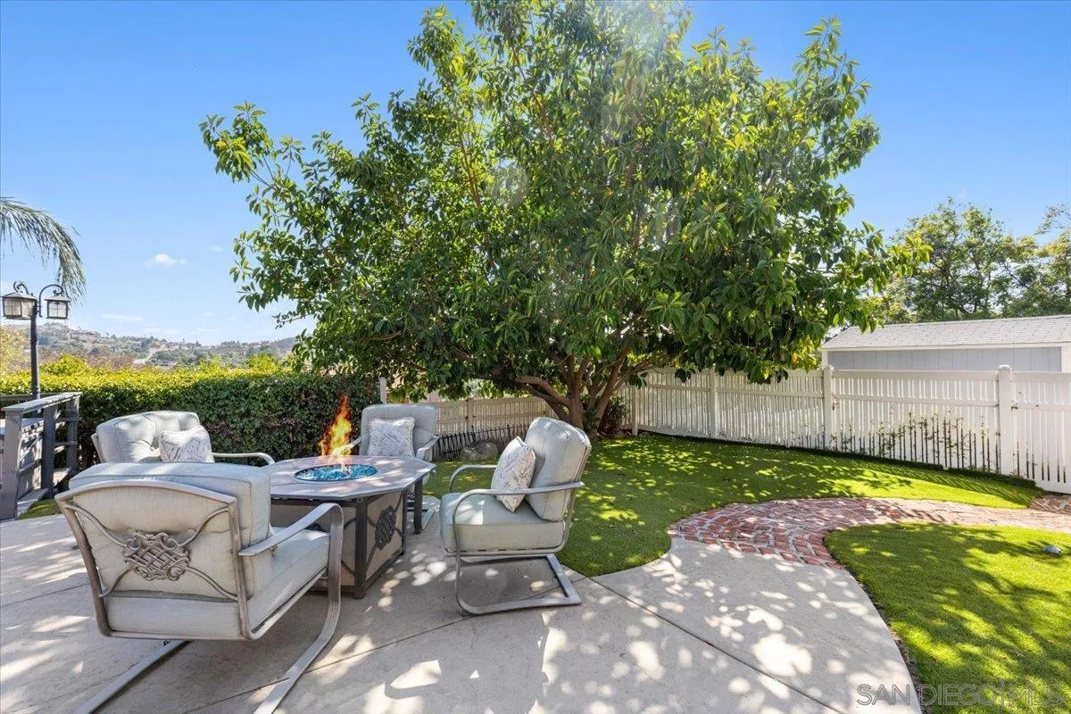 https://cdn.realtyfeed.com/cdn/127/250039426/9bd041b54accb6e55f1680f4e6f7d144.webp