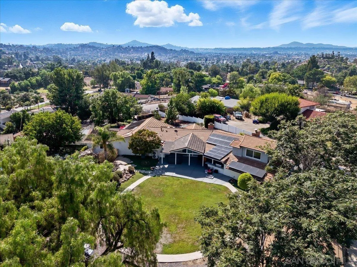 https://cdn.realtyfeed.com/cdn/127/250039426/a7e824418ecde1e4cc780e1d62874ff6.webp
