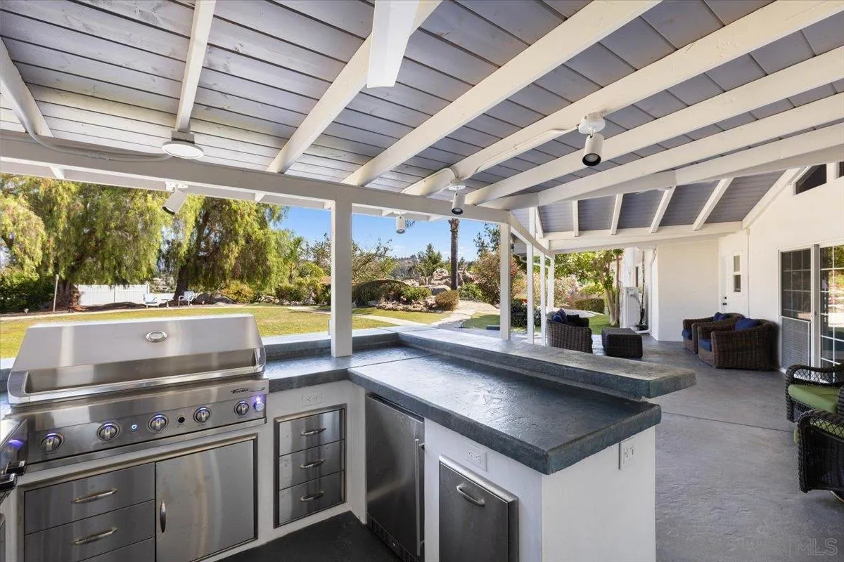 https://cdn.realtyfeed.com/cdn/127/250039426/ff35f3aabfa77de026ee4db0d39a3273.webp