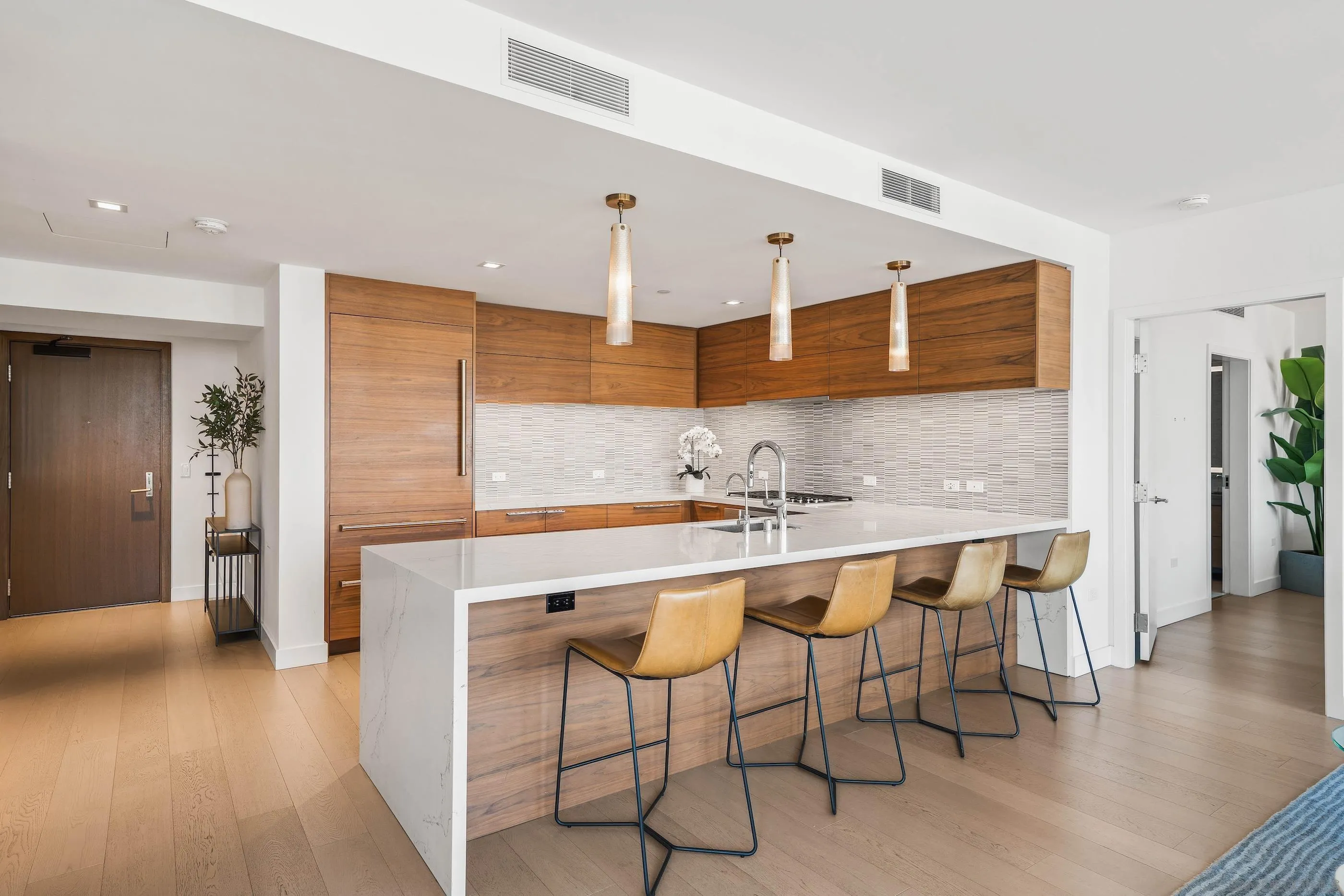 https://cdn.realtyfeed.com/cdn/127/250039437/3bb59218e97f86874245c12d7c19d82c.webp
