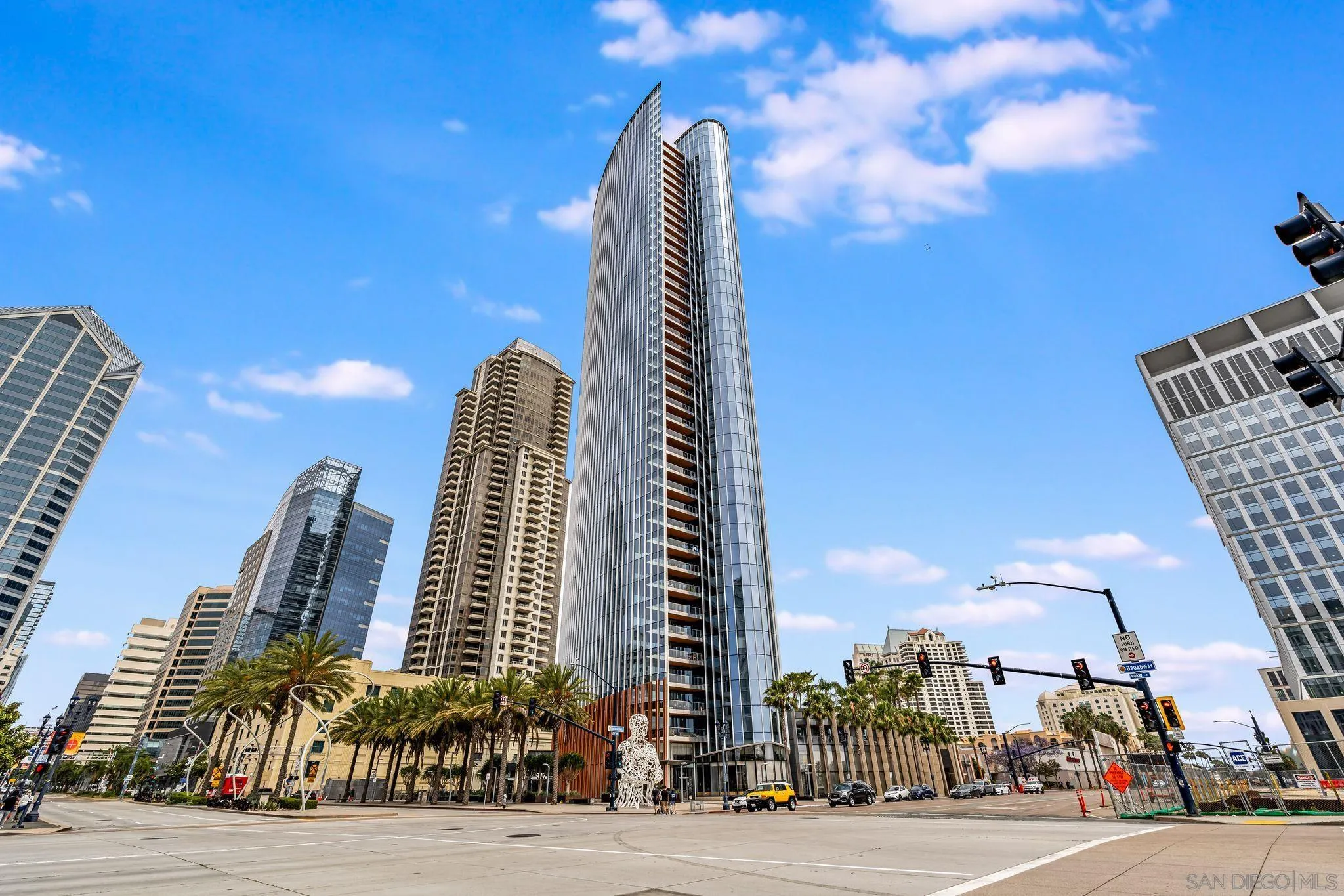 https://cdn.realtyfeed.com/cdn/127/250039437/82ecafc0a21dea5ec54ce2fd24f08b3b.webp