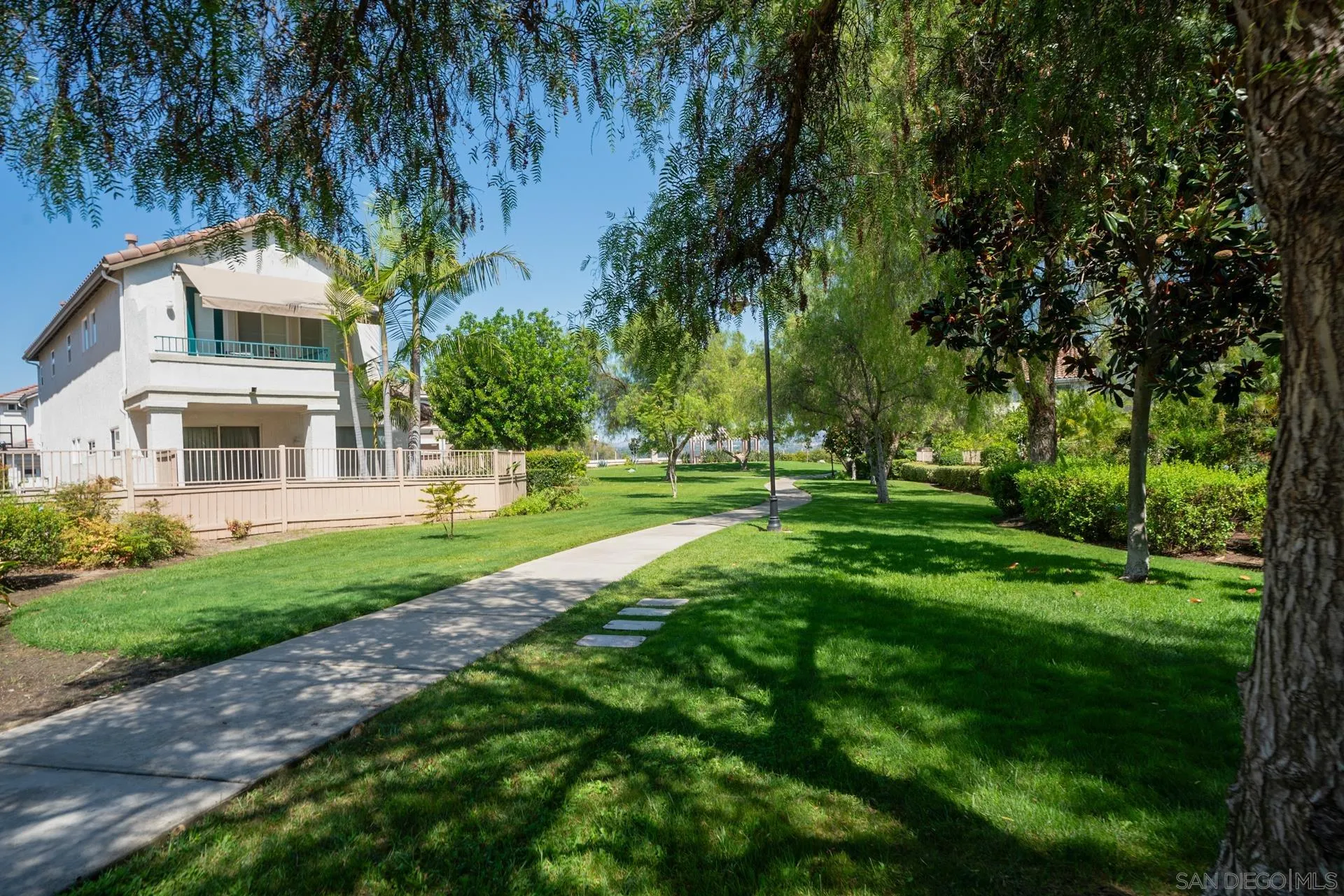 https://cdn.realtyfeed.com/cdn/127/250039445/244b78b652656cd2bc9b57d6d8c6f473.webp