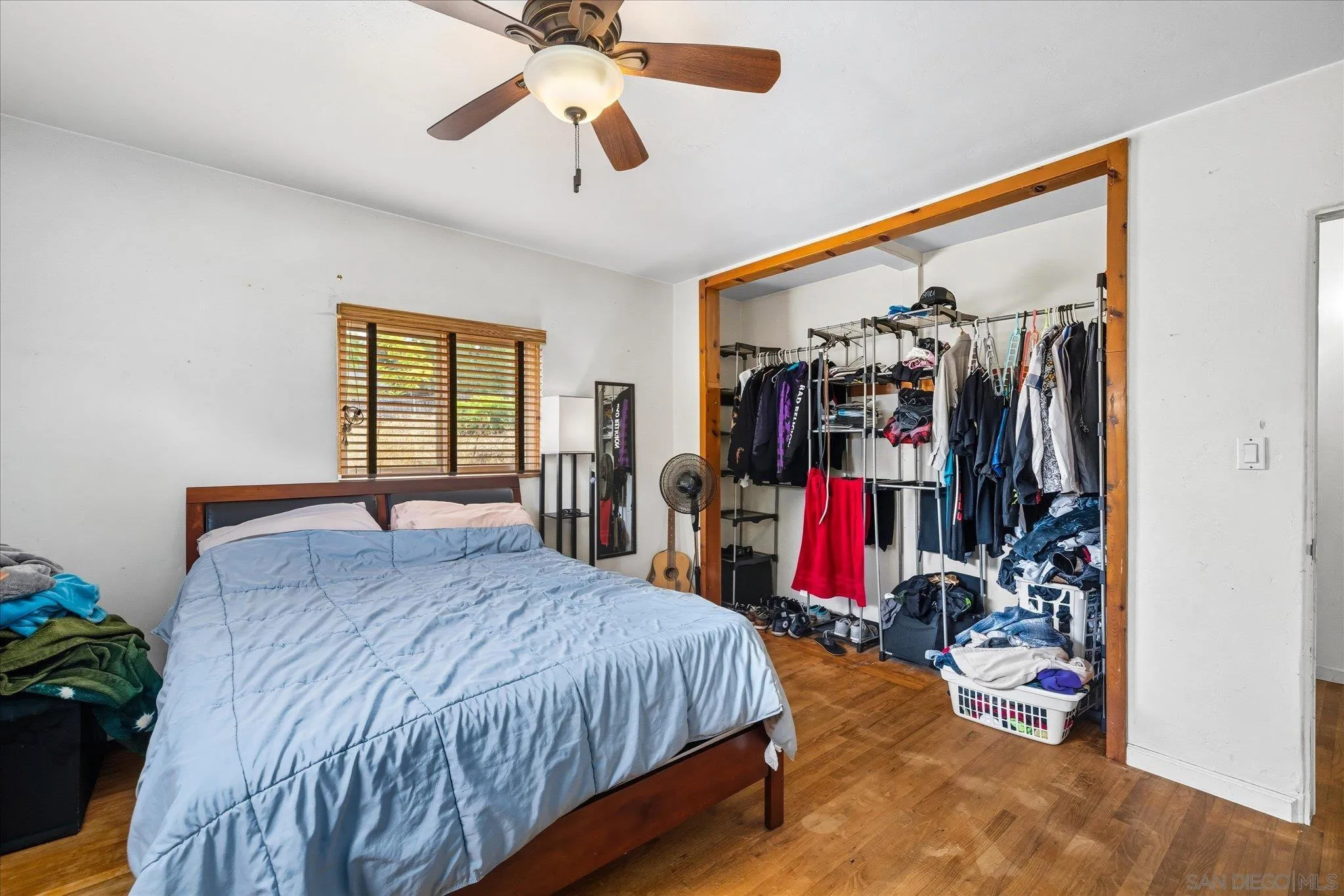https://cdn.realtyfeed.com/cdn/127/250039446/acf86f56b7d03449272c720498e1769f.webp
