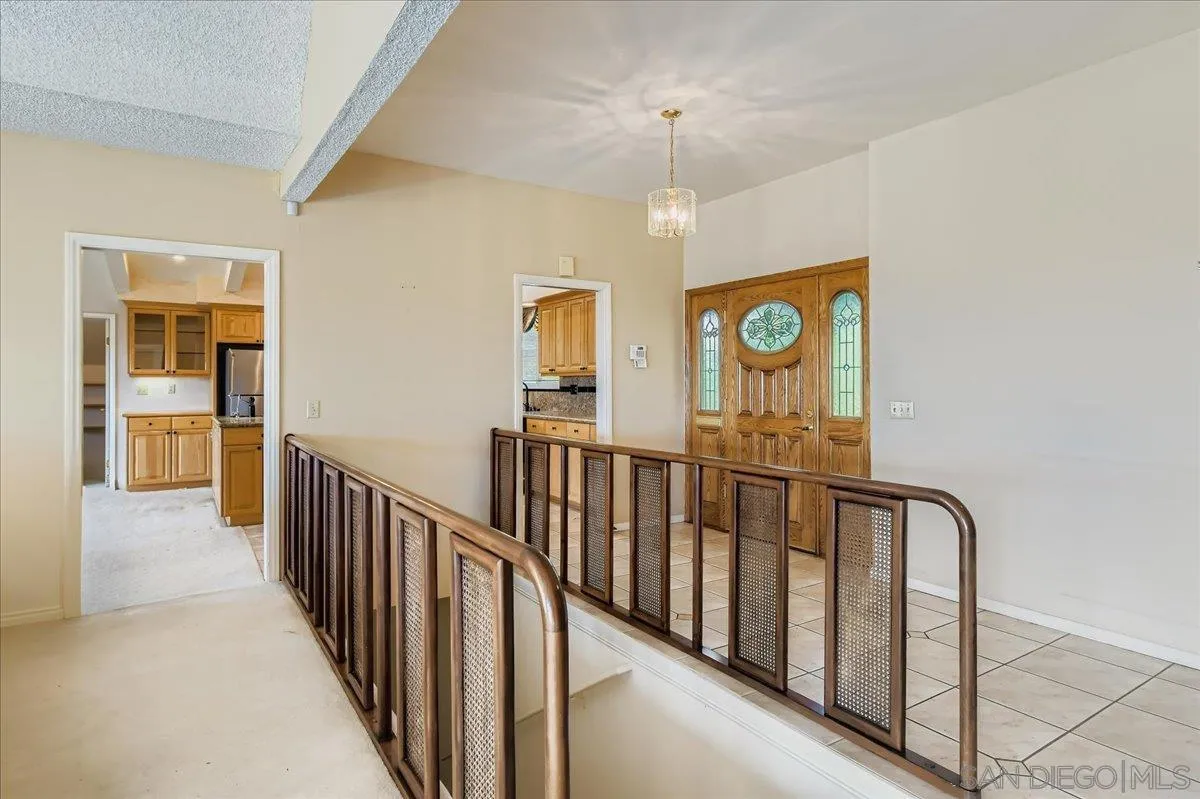 https://cdn.realtyfeed.com/cdn/127/250039447/1f9a6281cedd176d2a1d2b53ced9b307.webp