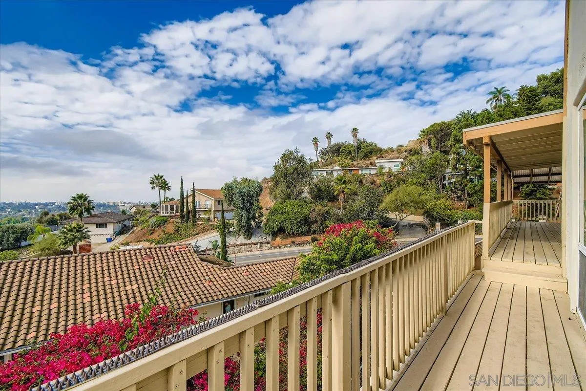 https://cdn.realtyfeed.com/cdn/127/250039447/b1a37ce7a40d3bc054a7f8f7d951c385.webp