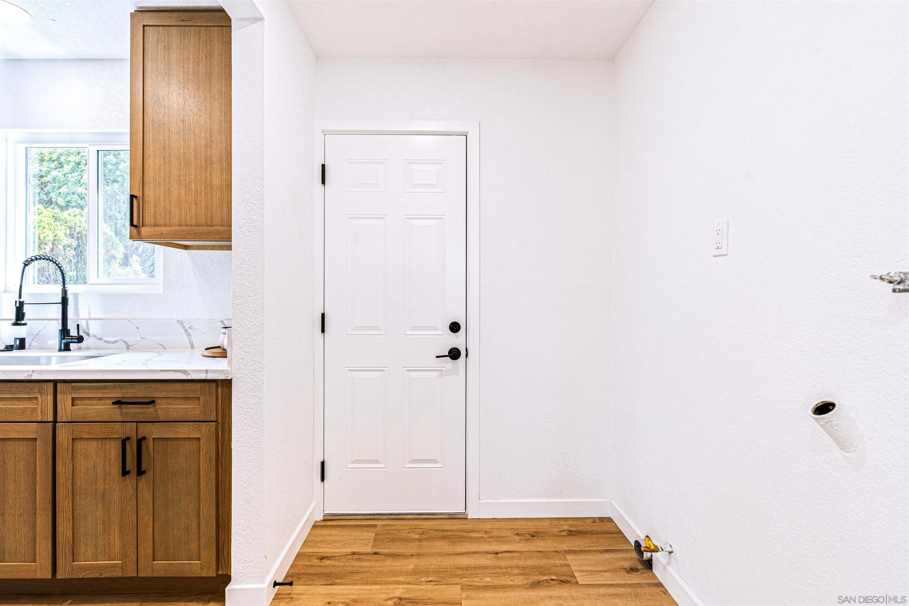 https://cdn.realtyfeed.com/cdn/127/250039455/0b3529edbd205f628f6d7b726a63c505.webp