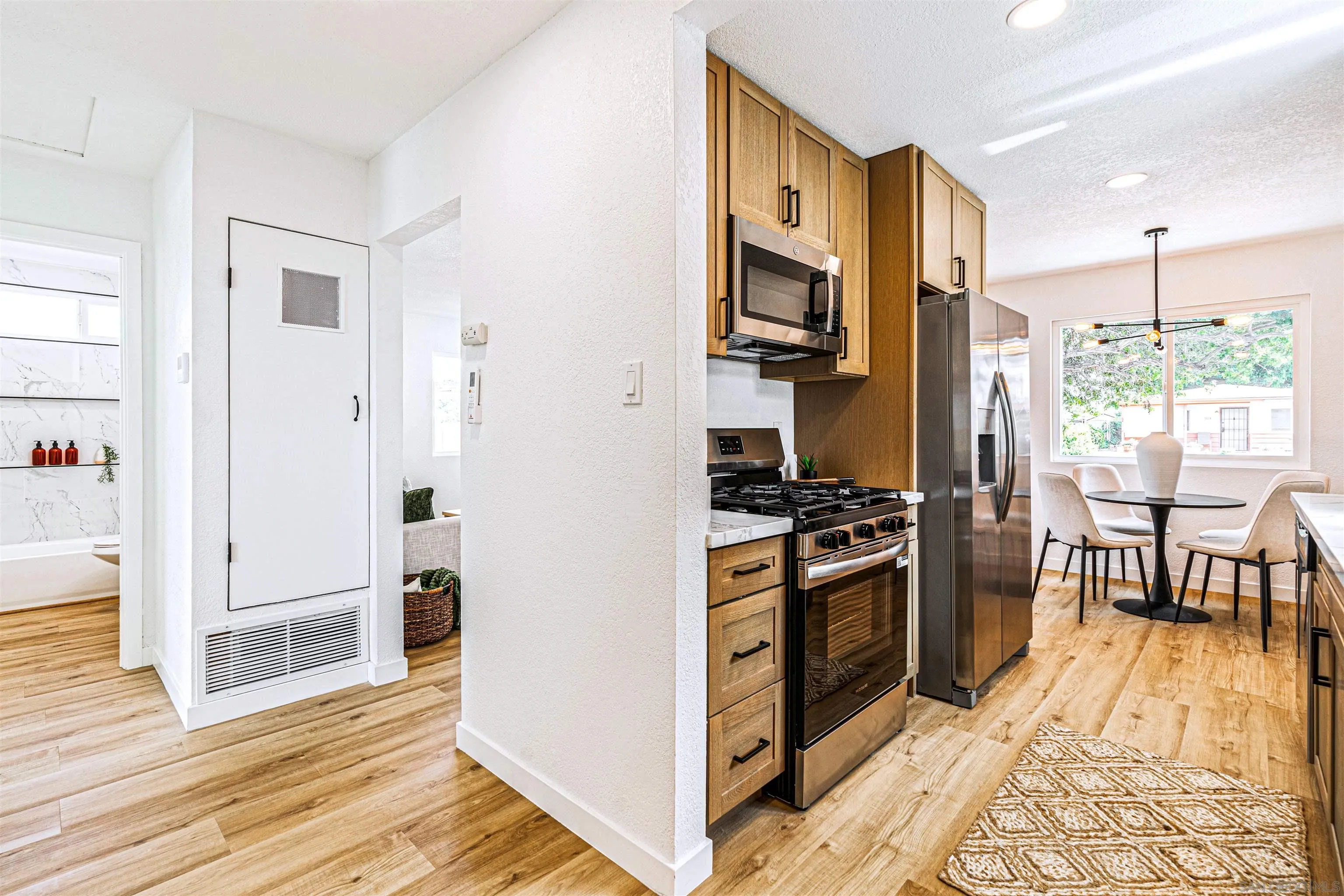 https://cdn.realtyfeed.com/cdn/127/250039455/2c6b0b65a9a4d4157987f9fba0f9d713.webp