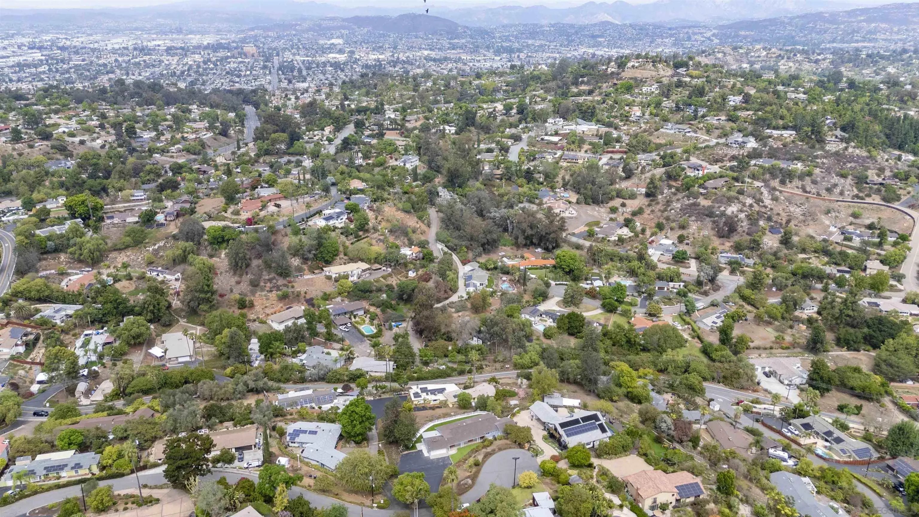 https://cdn.realtyfeed.com/cdn/127/250039460/6cd9bd4d0a0fa58d2828df8be704d175.webp