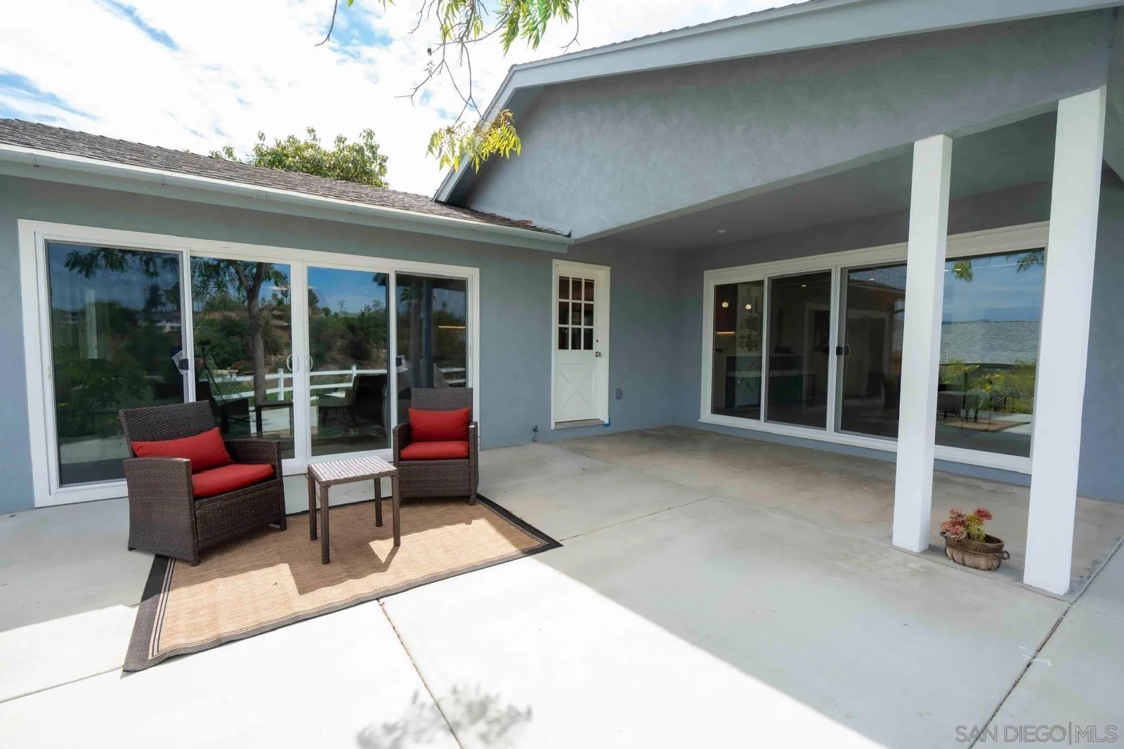 https://cdn.realtyfeed.com/cdn/127/250039460/a894bd94ed8c32abea95ba1a0d8d3bb8.webp