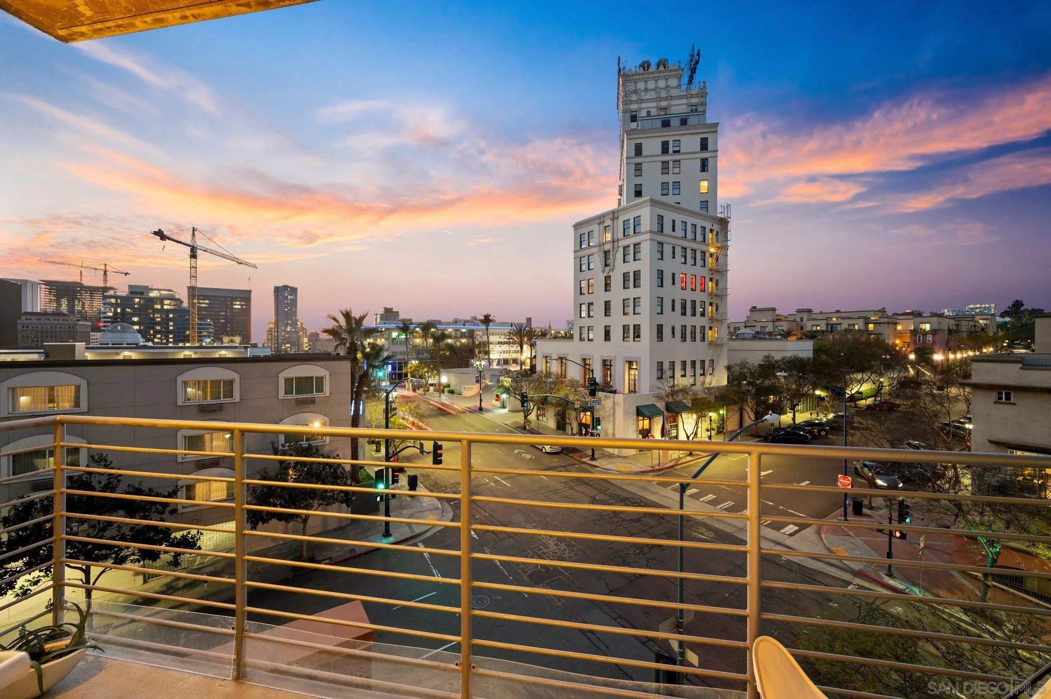 https://cdn.realtyfeed.com/cdn/127/250039462/095ae2e479c339df2f49d3a1eb71d4fd.webp