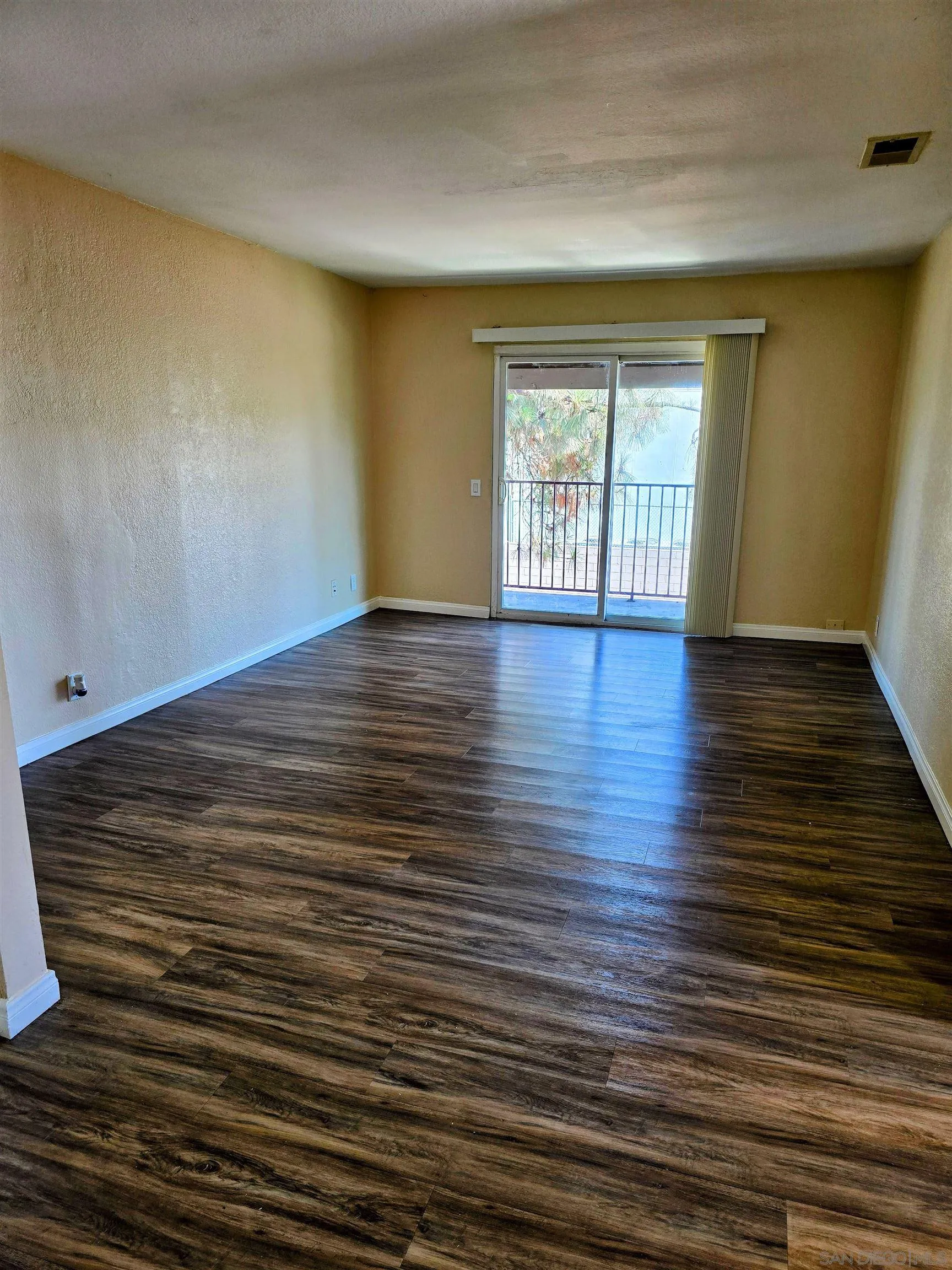 Photo #9: 250039464 Listing: Photo #9