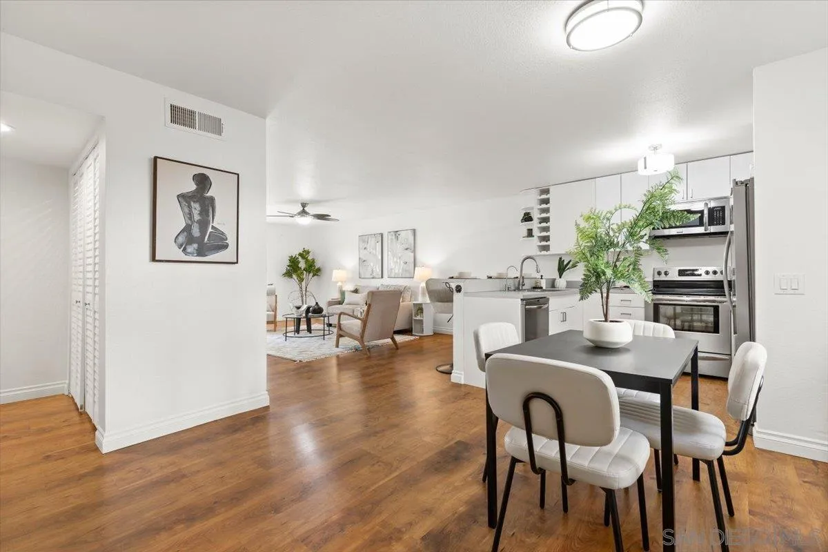 https://cdn.realtyfeed.com/cdn/127/250039466/bbbd06c6f2c71e1ee5c8d5893094751d.webp