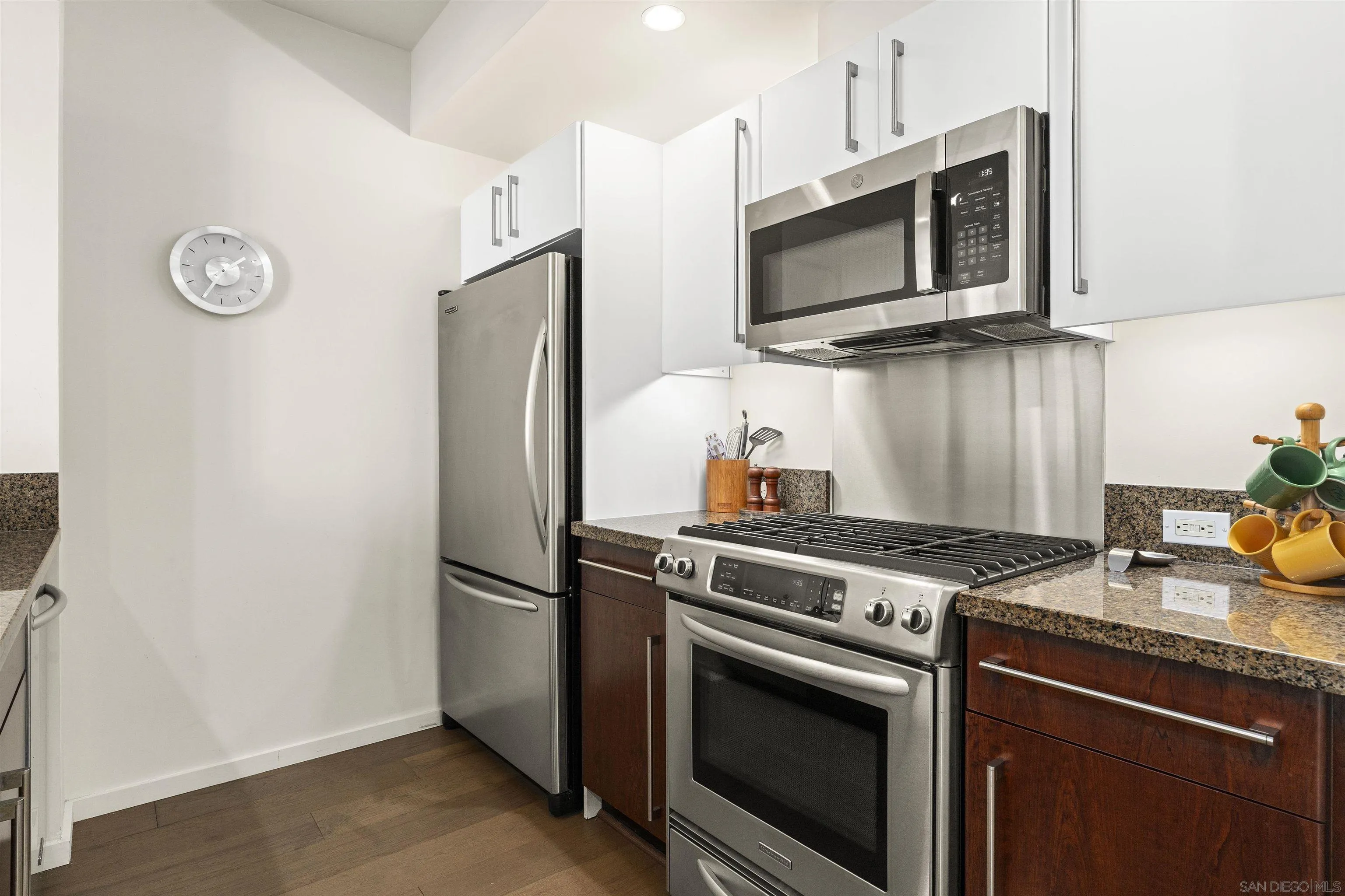 https://cdn.realtyfeed.com/cdn/127/250039468/f41c2d7daf0b3f9861bd4fca397614ff.webp