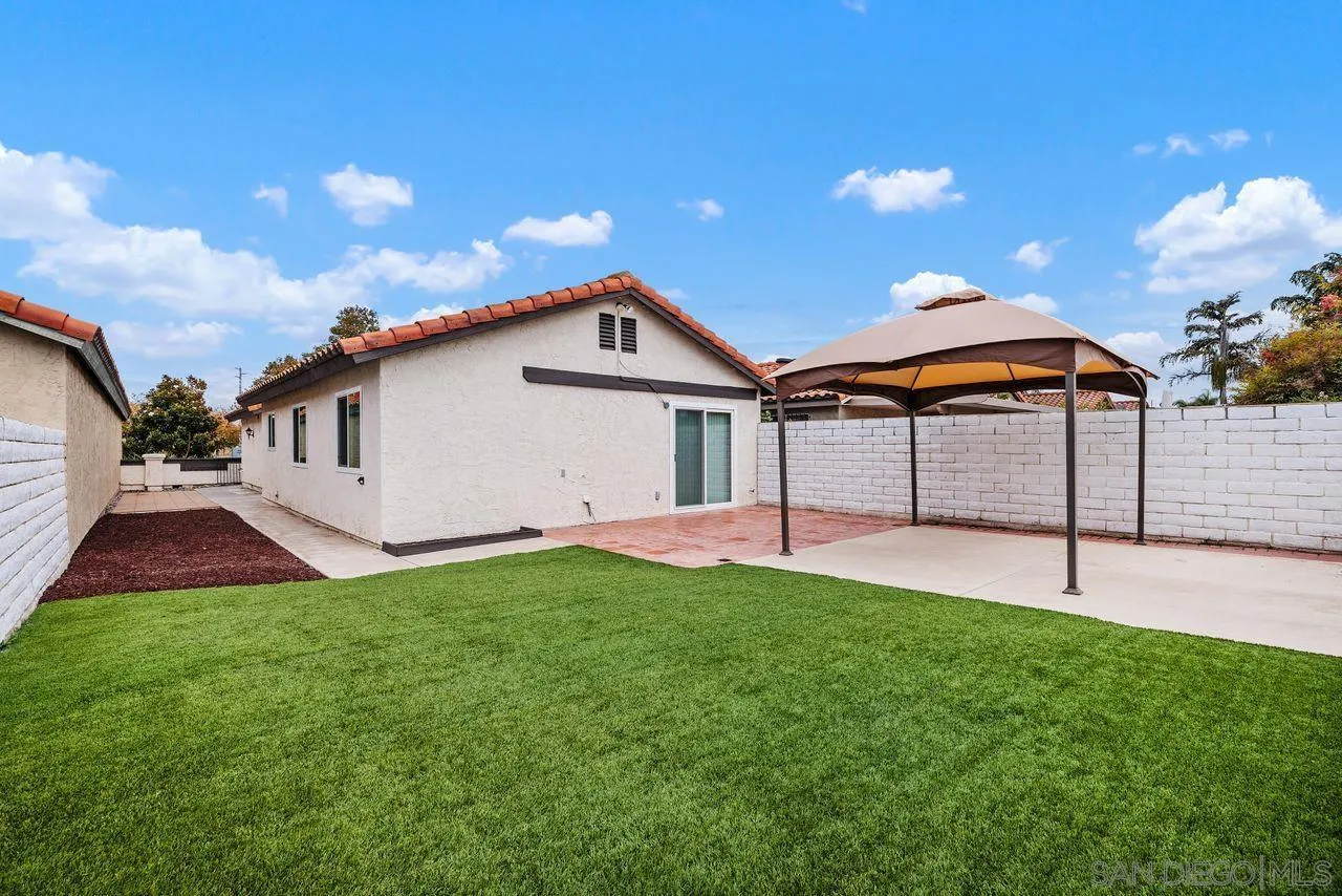 https://cdn.realtyfeed.com/cdn/127/250039474/a34749ade93fc759747a3313765c3a7e.webp