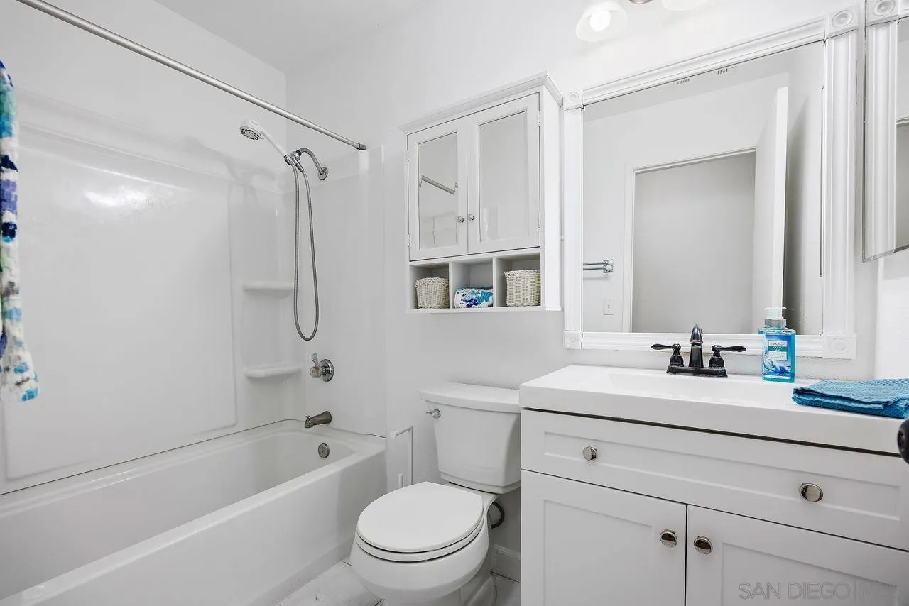 https://cdn.realtyfeed.com/cdn/127/250039474/aa7b7ae63a2ae9a76a181fc0c84e3995.webp