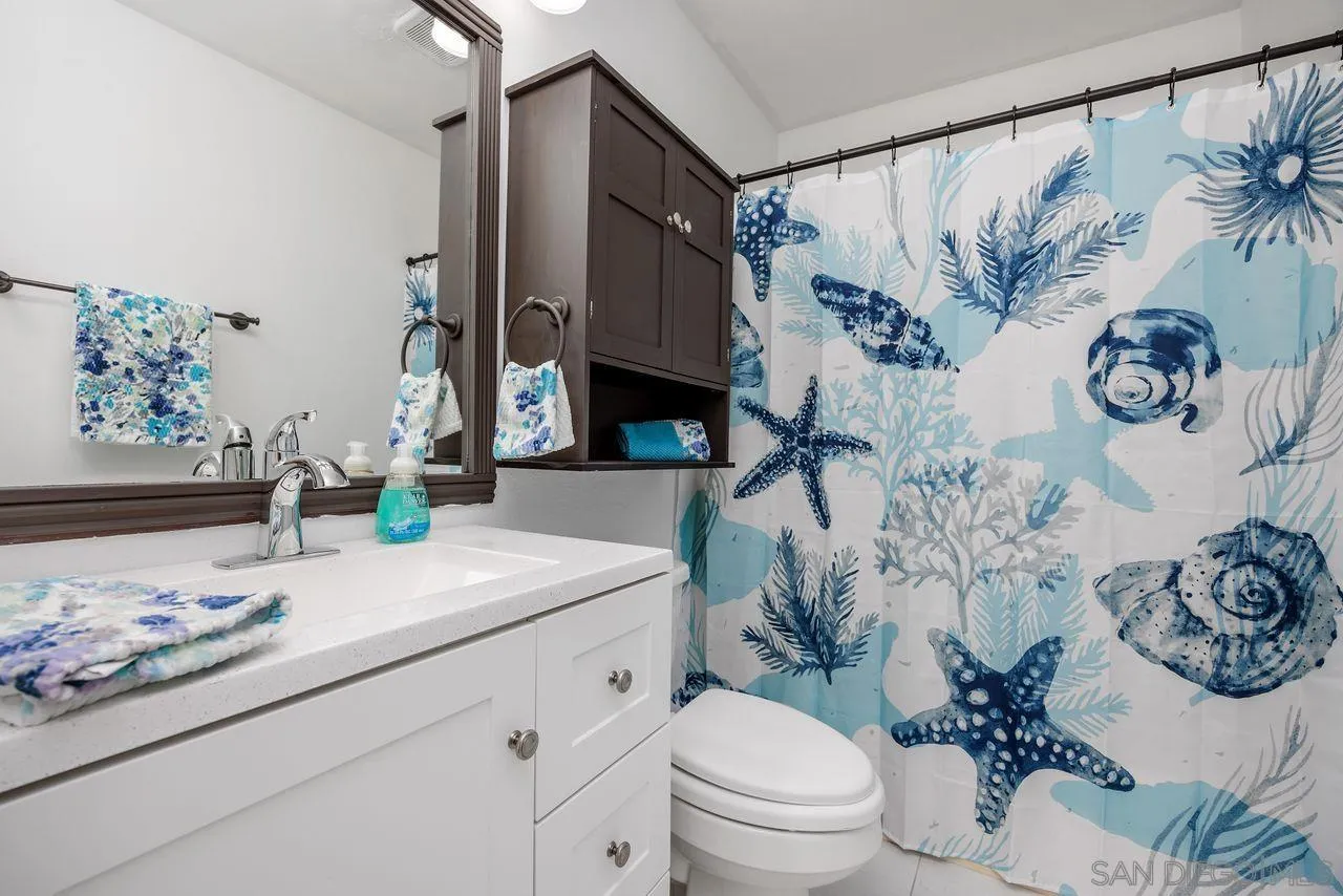 https://cdn.realtyfeed.com/cdn/127/250039474/d96b0cd04d2d419de840f7f1a6c2fe79.webp