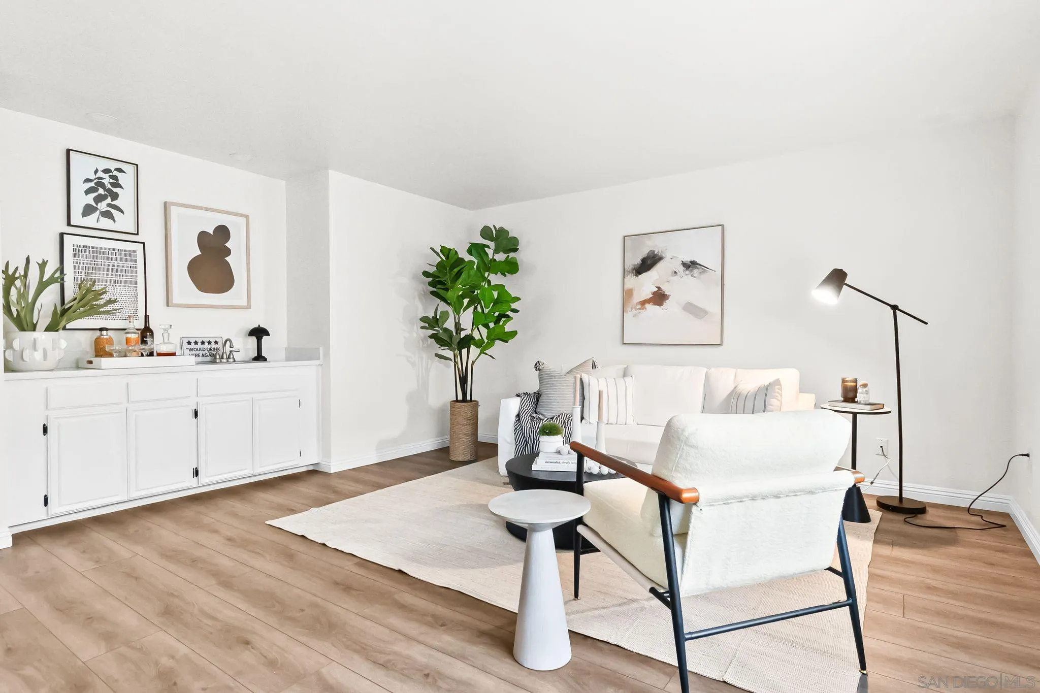 https://cdn.realtyfeed.com/cdn/127/250039482/037c95a5c92e84488f9ee01c4f03b151.webp