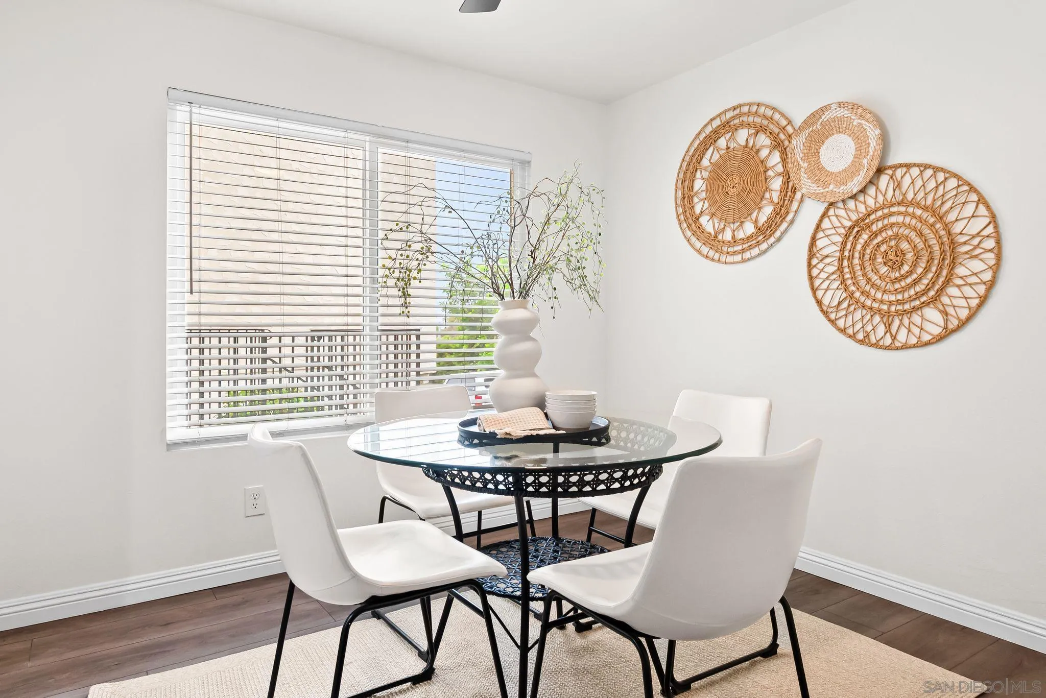https://cdn.realtyfeed.com/cdn/127/250039482/226bd3e06266fd2ca9544726c599722c.webp