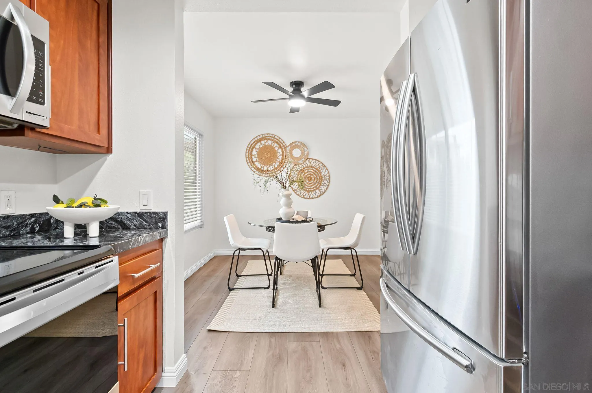 https://cdn.realtyfeed.com/cdn/127/250039482/8b92d9d61dd0abfee45c45e55e73362c.webp