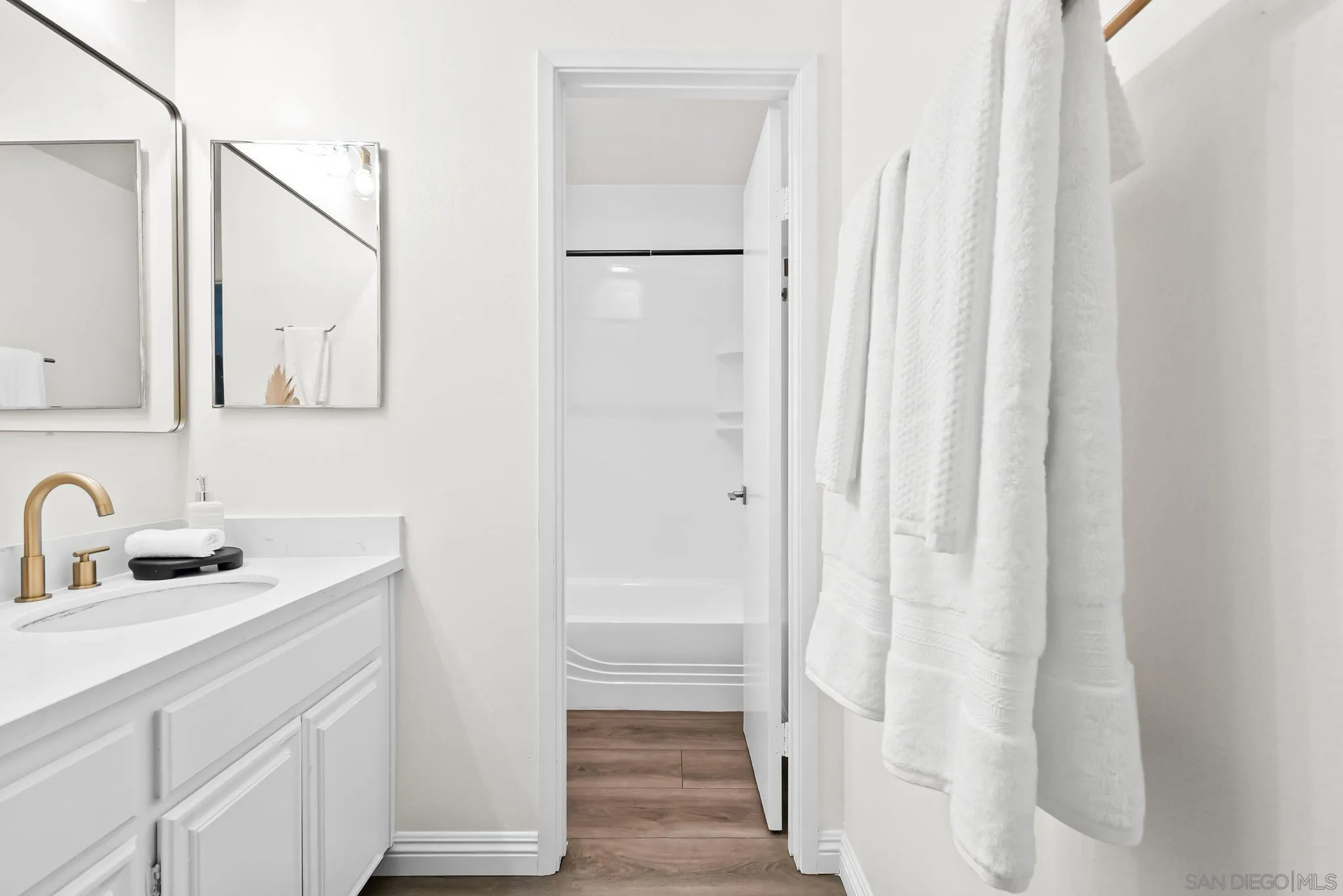 https://cdn.realtyfeed.com/cdn/127/250039482/f07e606d128850e965b139dd043a5f04.webp