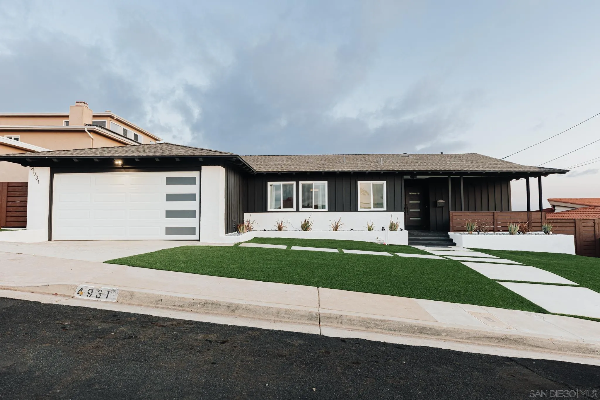 https://cdn.realtyfeed.com/cdn/127/250039483/a52d410af1a79cb602cc8e8af554f5c5.webp