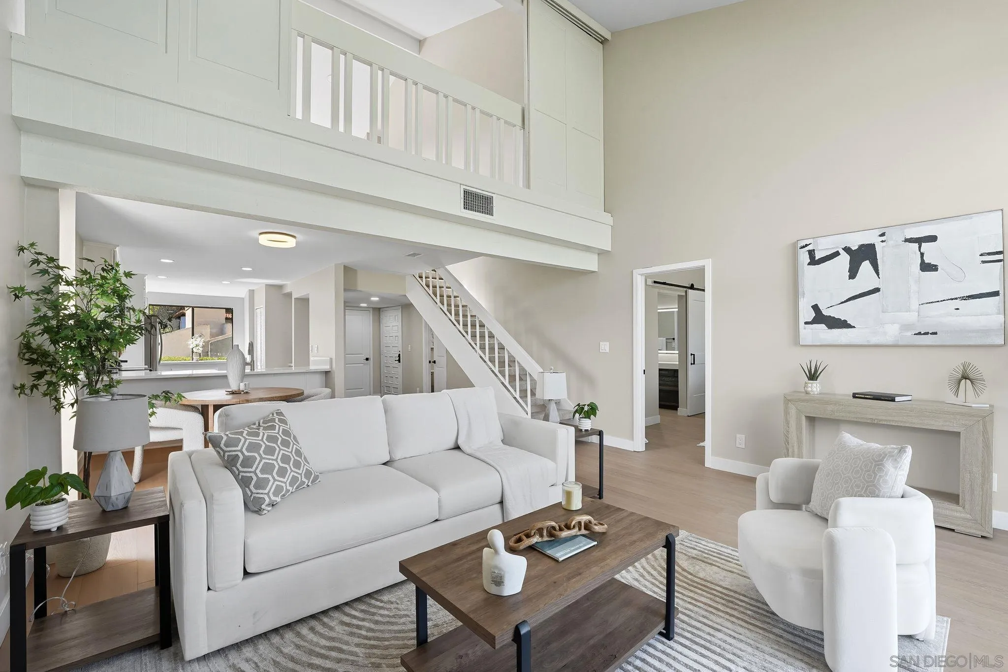 https://cdn.realtyfeed.com/cdn/127/250039487/0e4d8091b30fc8d0c819840b76f8736d.webp