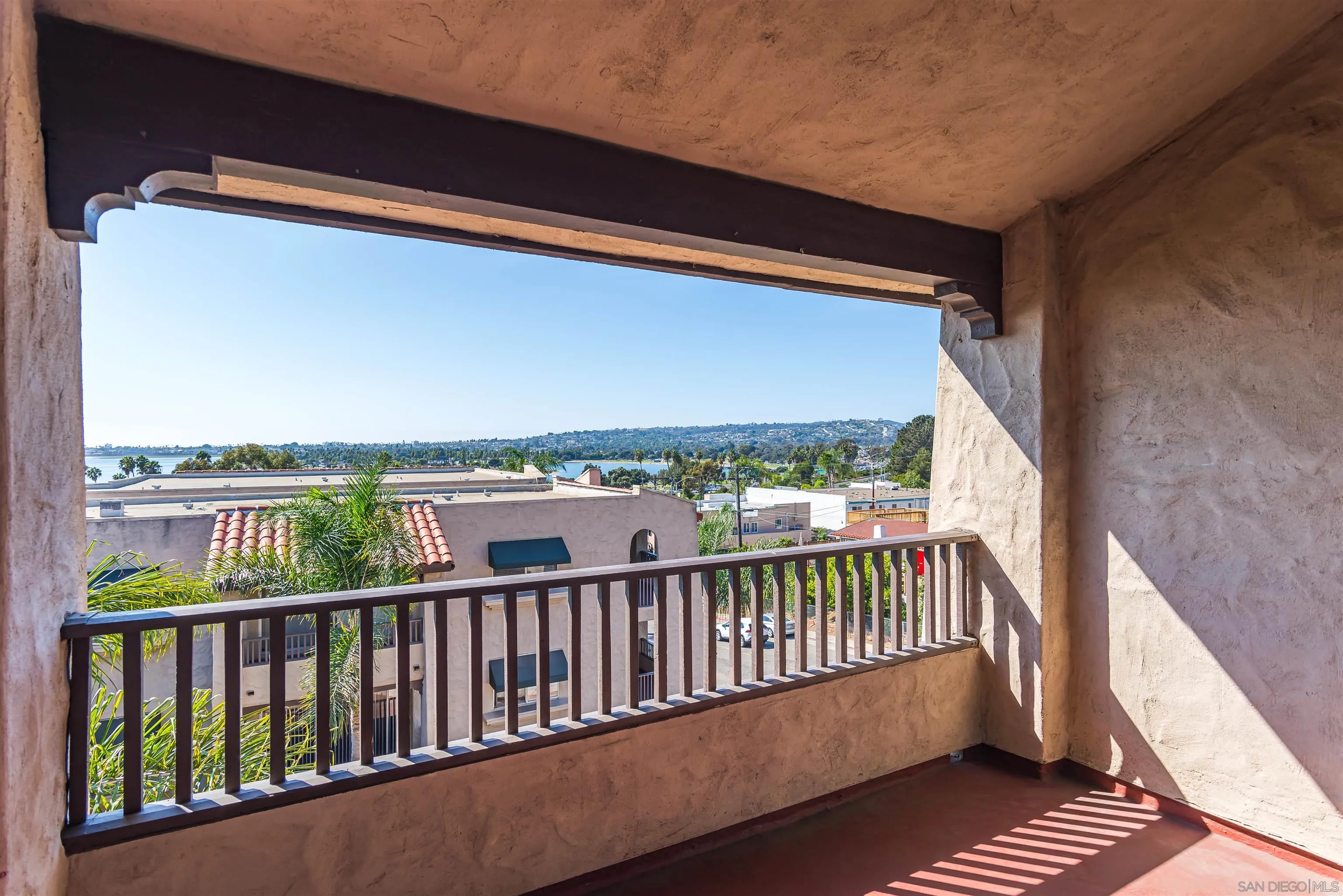 https://cdn.realtyfeed.com/cdn/127/250039489/6f91d848ac7d86d18e98c65b9af7773a.webp