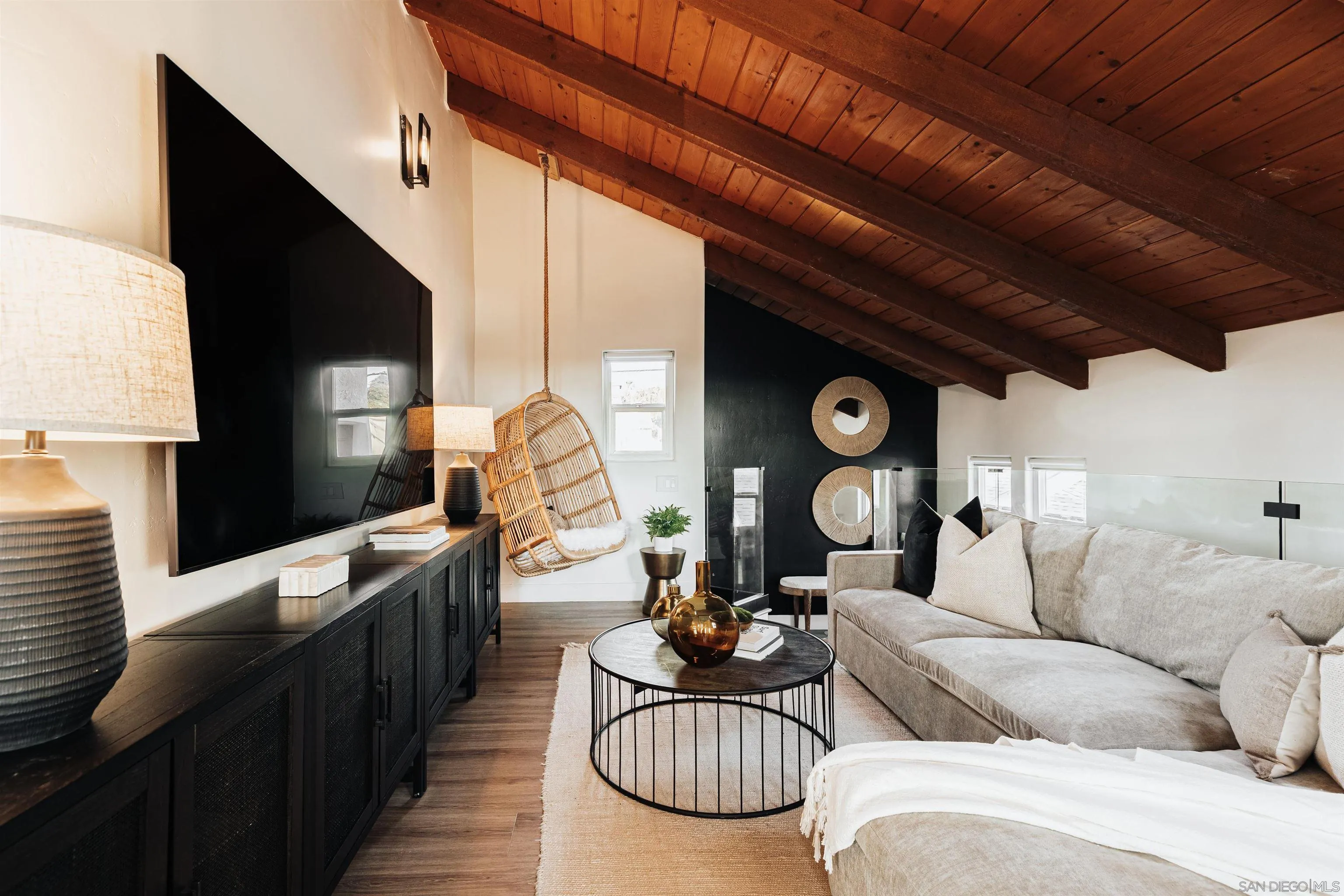 https://cdn.realtyfeed.com/cdn/127/250039490/c1ec267aaa51e22d15e8bbef6827474c.webp