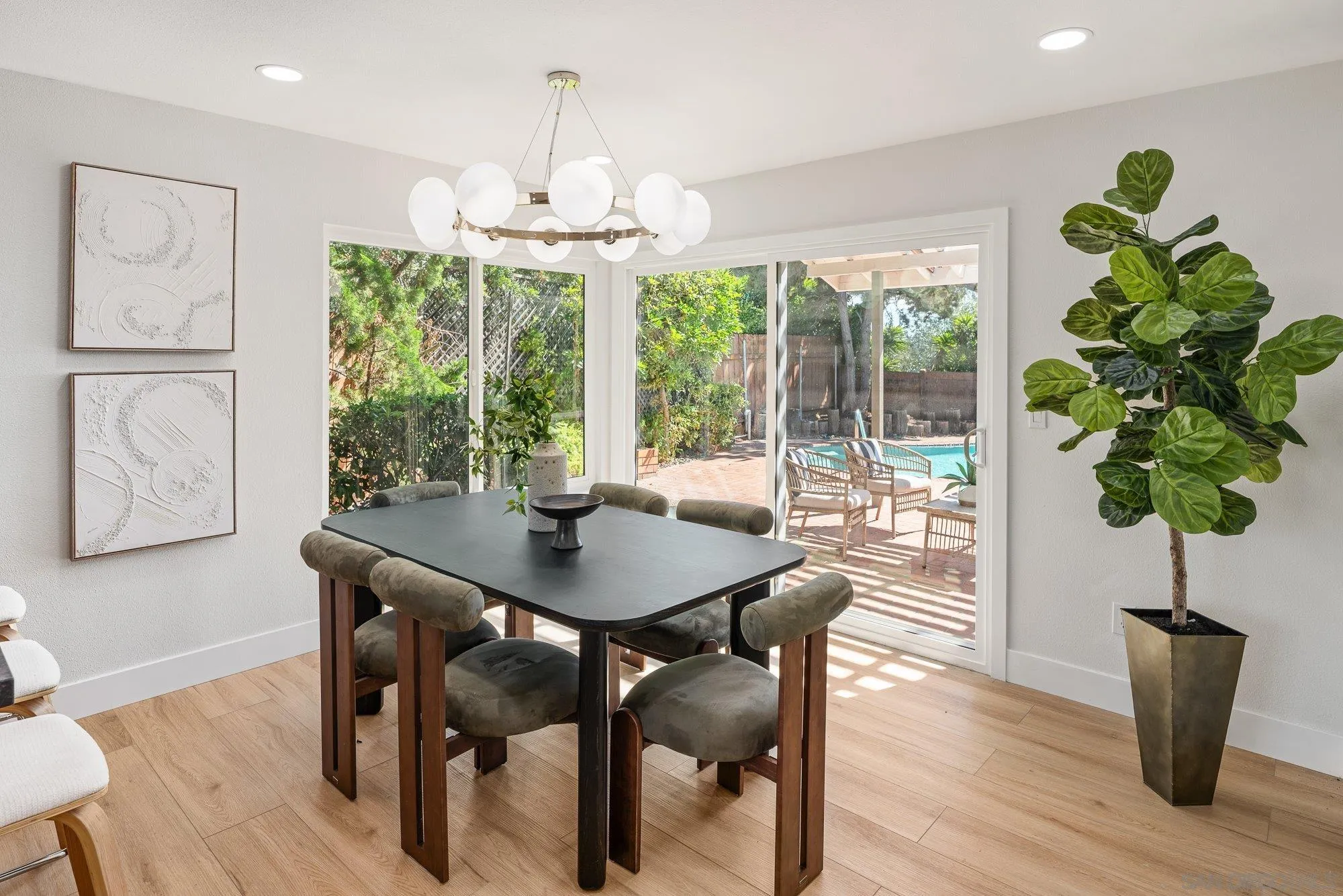 https://cdn.realtyfeed.com/cdn/127/250039492/b53c628f6115dd0f0cc260d2c28a84b9.webp