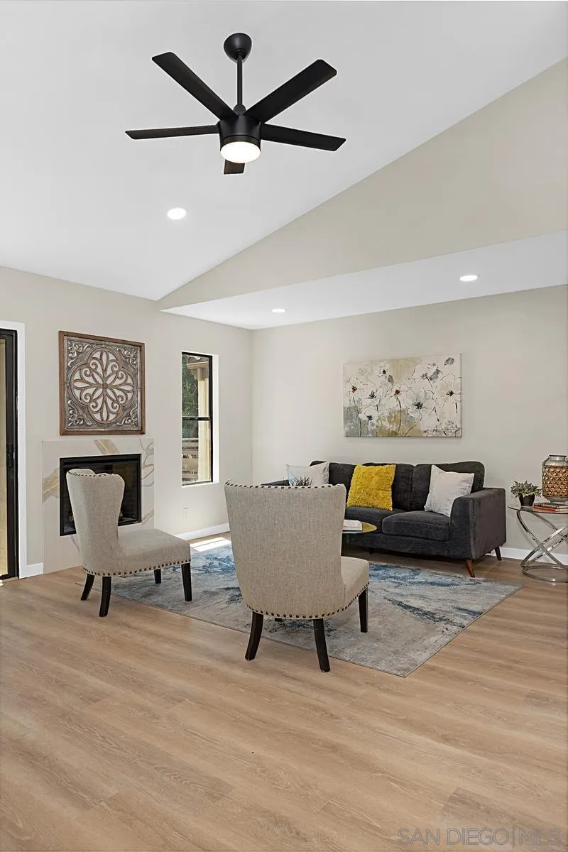 https://cdn.realtyfeed.com/cdn/127/250039512/614a549bd2cfe15a8f4b82f9ce70e370.webp