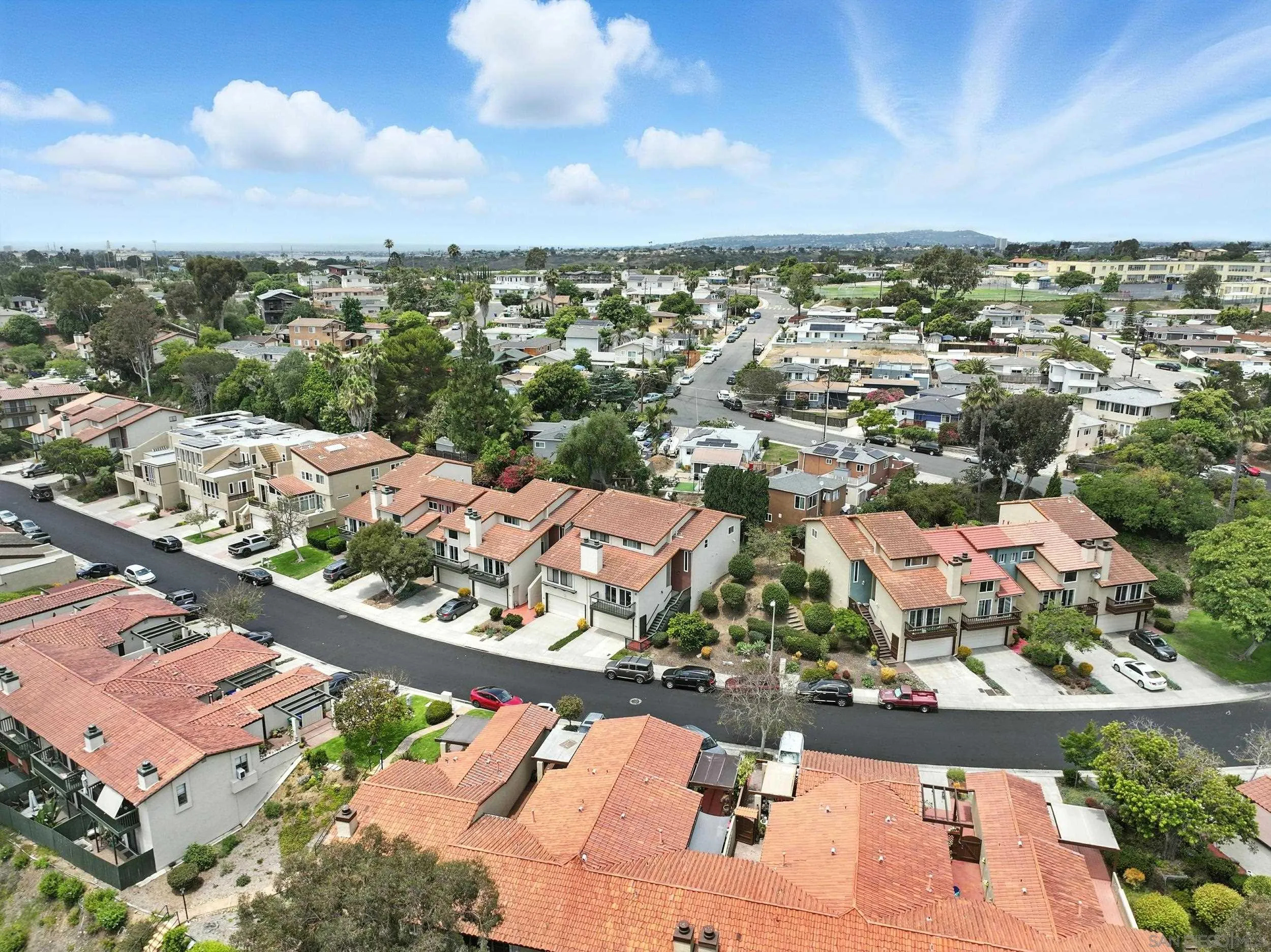 https://cdn.realtyfeed.com/cdn/127/250039514/2a554cf0ea1d6069d9f9d167be4bc570.webp