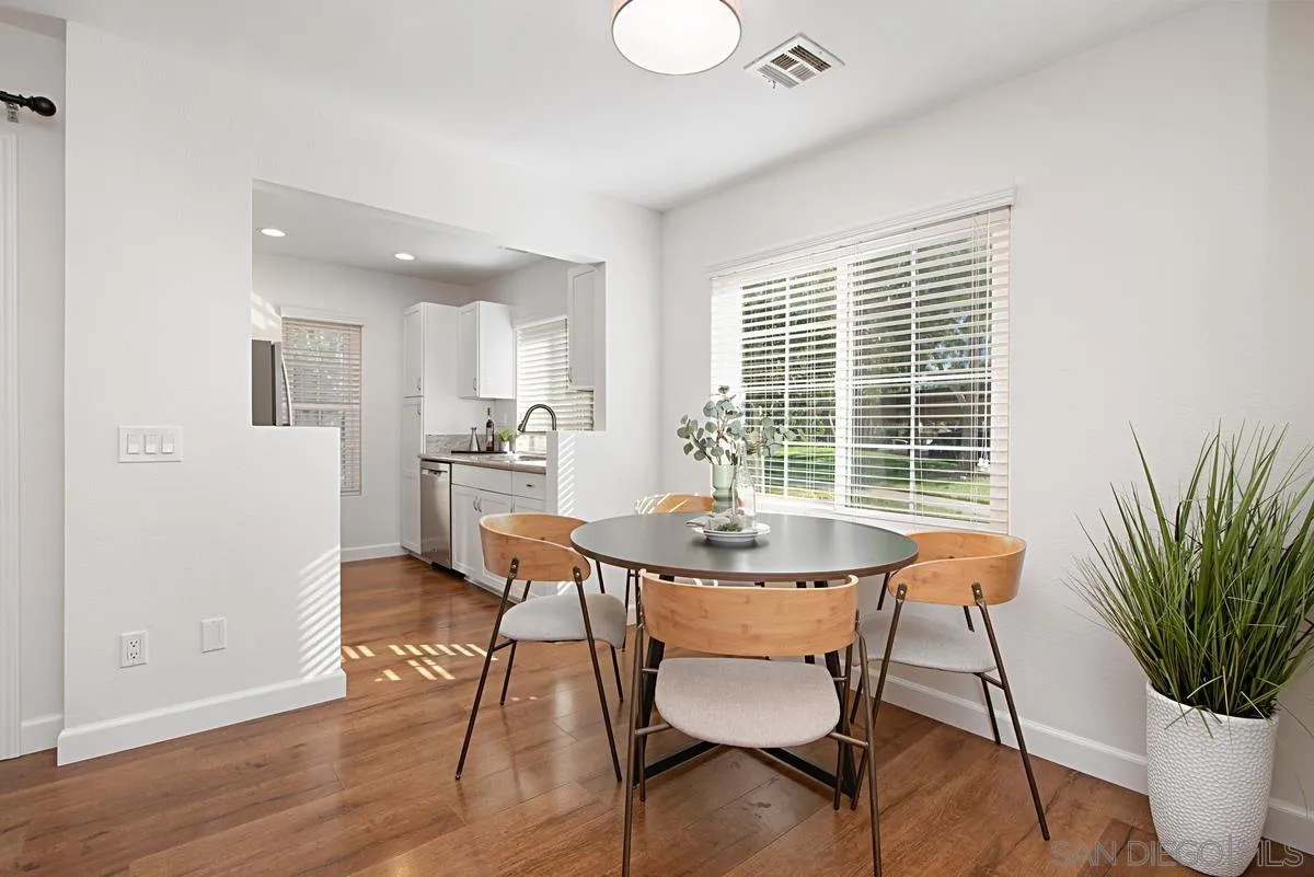 https://cdn.realtyfeed.com/cdn/127/250039515/dd5d25ad1b4ce6a82c306f6ca28ce676.webp
