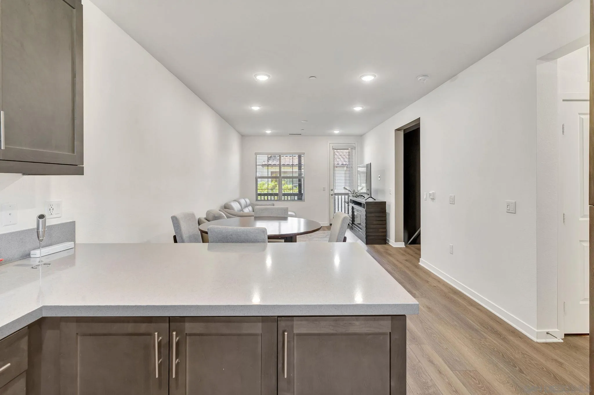Photo #15: 250039516 Listing: Photo #15
