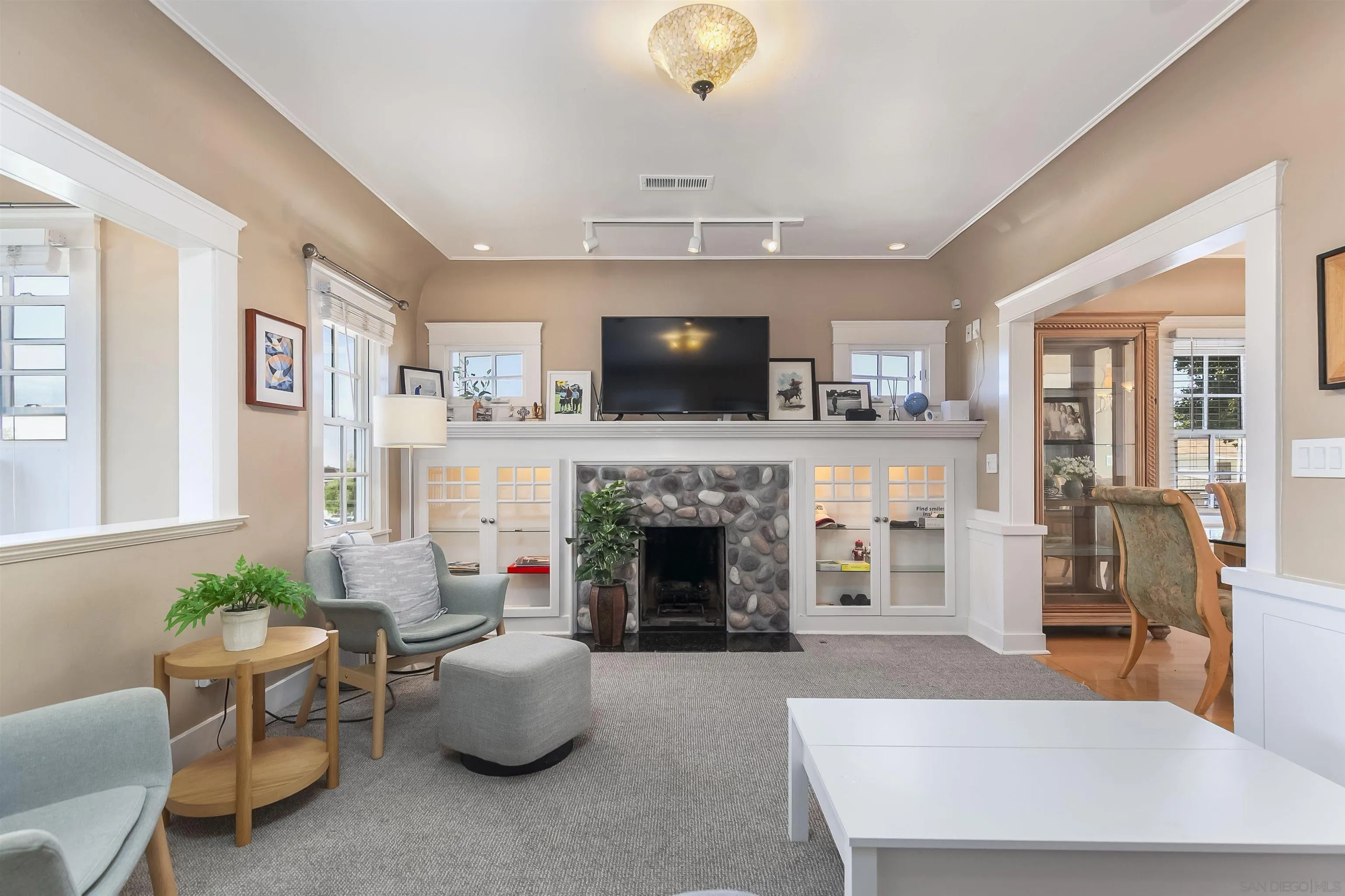 https://cdn.realtyfeed.com/cdn/127/250039521/17d297e6297f2890be795eecd72f46ed.webp