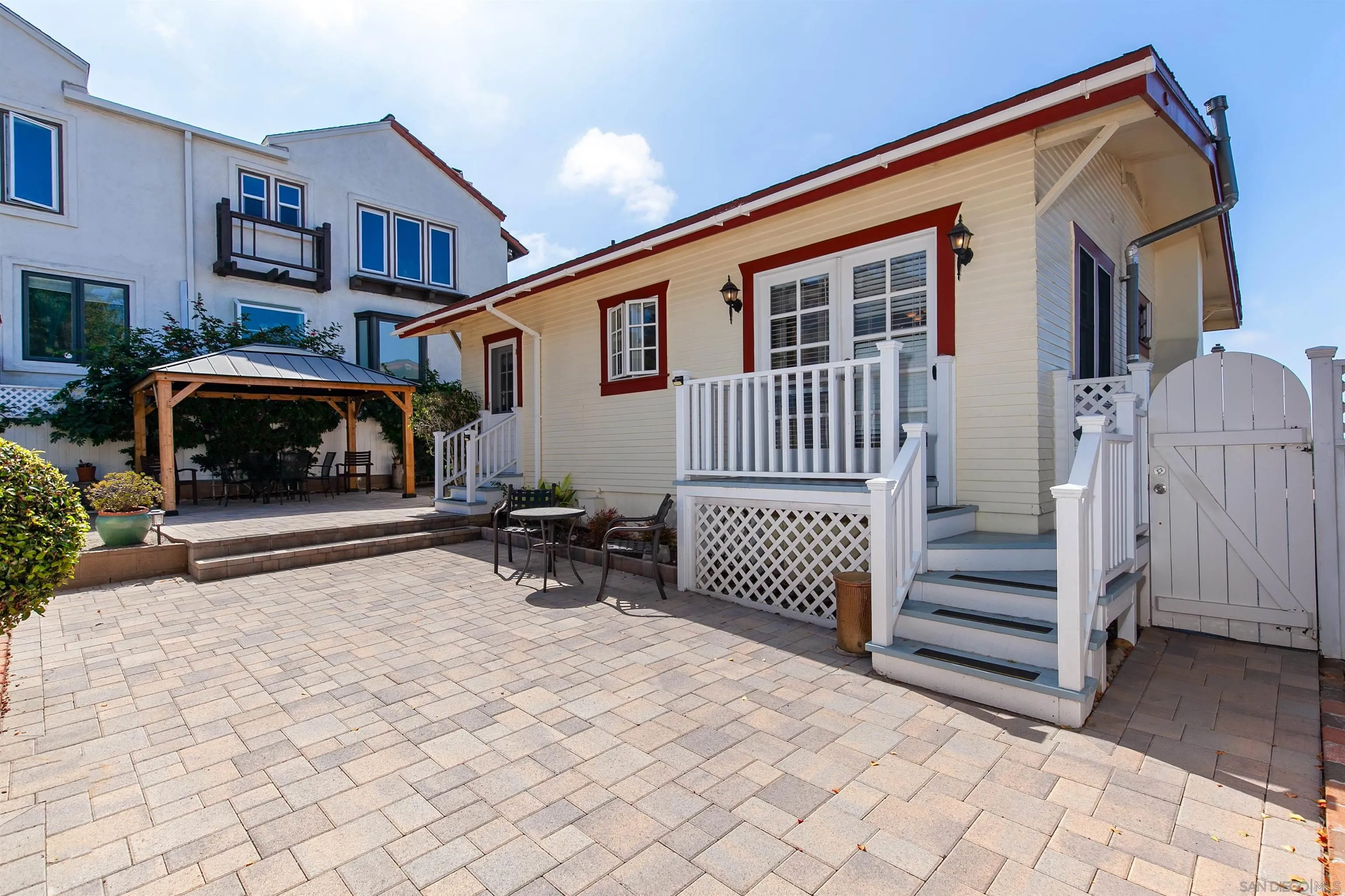 https://cdn.realtyfeed.com/cdn/127/250039521/3e2a25bcdfeb1e1d39e71478eb9b448d.webp