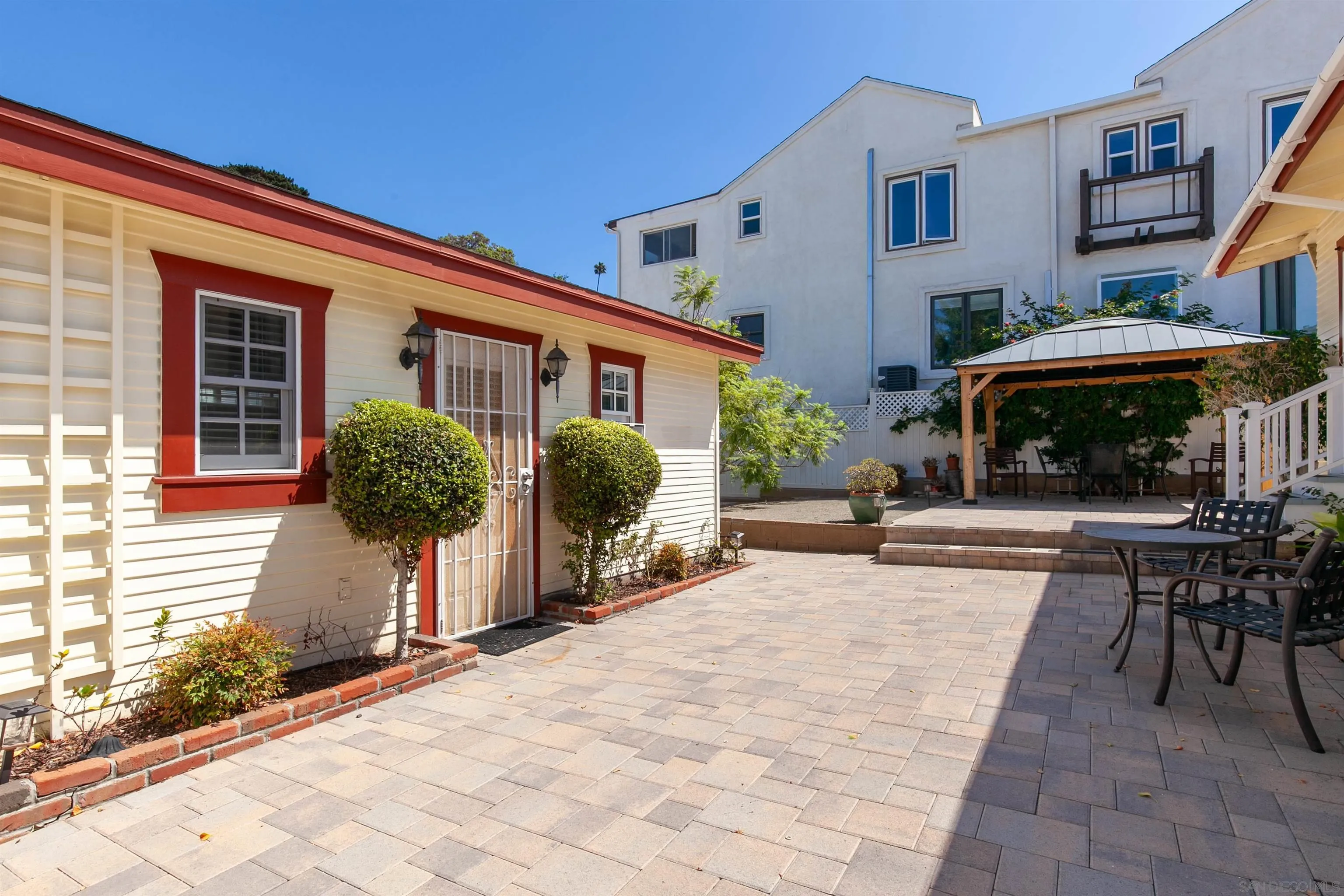 https://cdn.realtyfeed.com/cdn/127/250039521/8b55ea1ed0c3cc09211e8003cc5ae045.webp