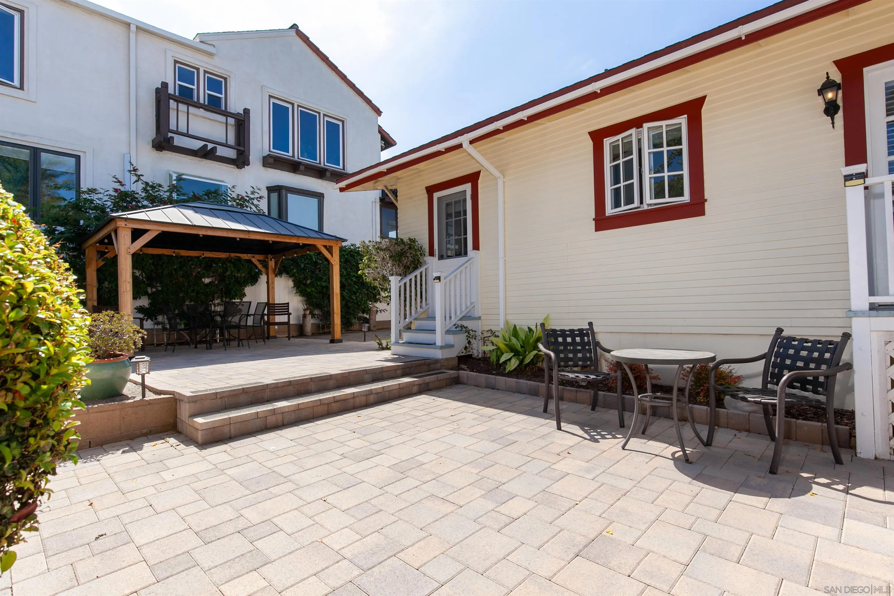 https://cdn.realtyfeed.com/cdn/127/250039521/fe1ecd934a7c4da57584ea0ea78bcaa6.webp