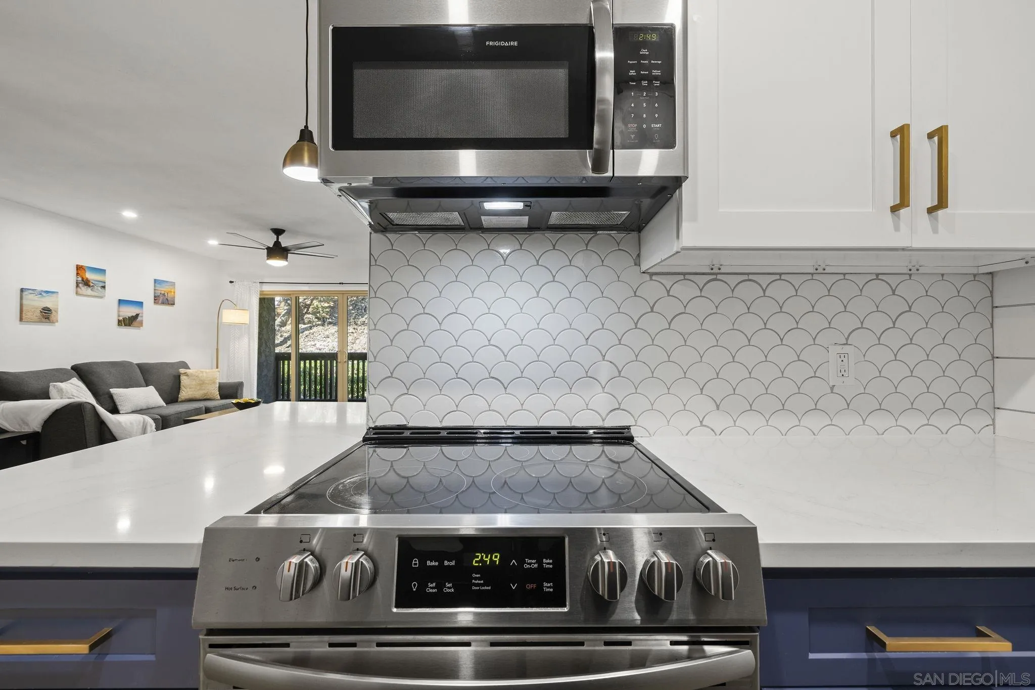 https://cdn.realtyfeed.com/cdn/127/250039527/ad2b39dbb4a6d9eff4f782b555ddae20.webp