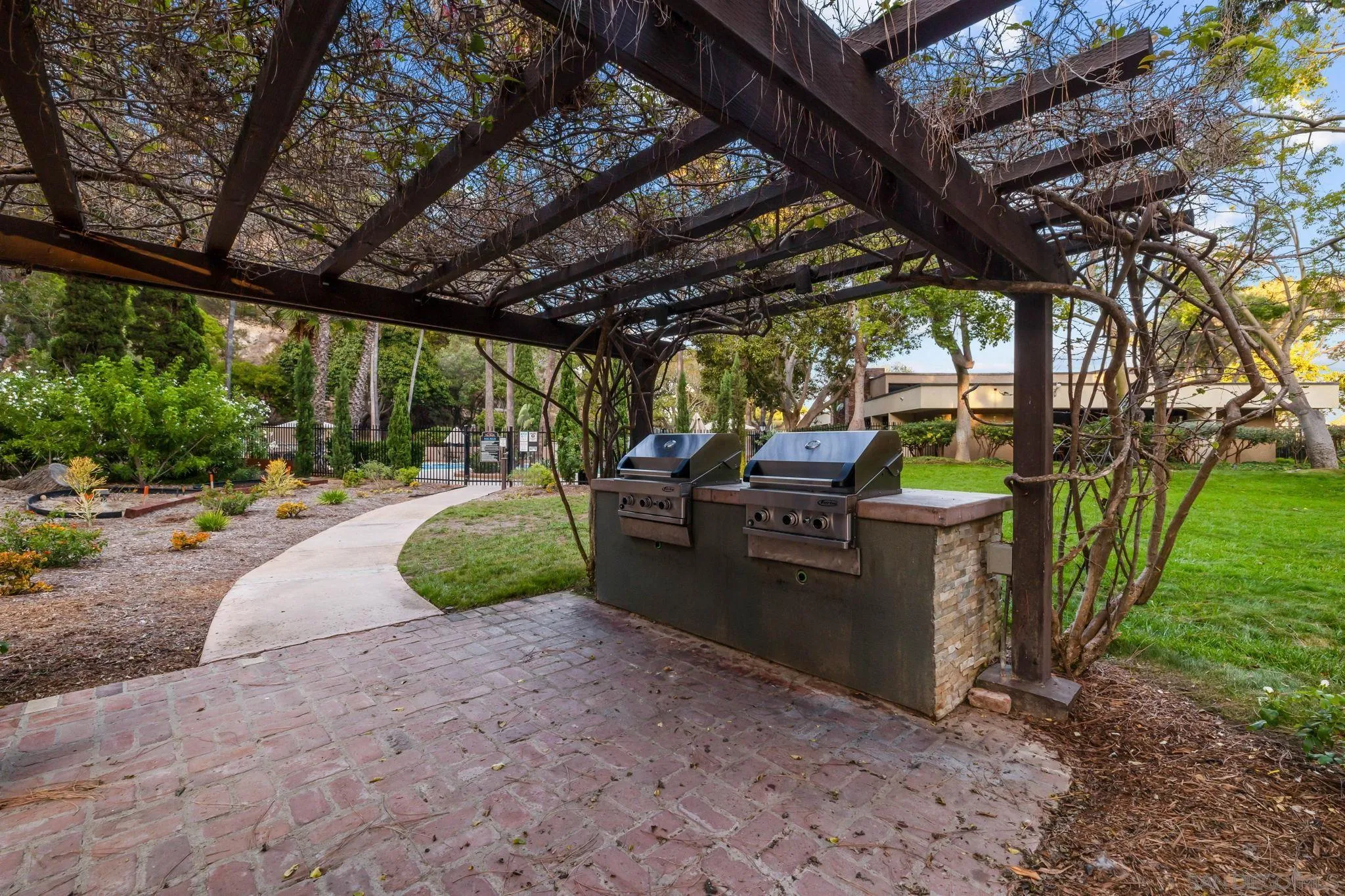 https://cdn.realtyfeed.com/cdn/127/250039527/be74955c2e61a06c902dccc1e87b4390.webp