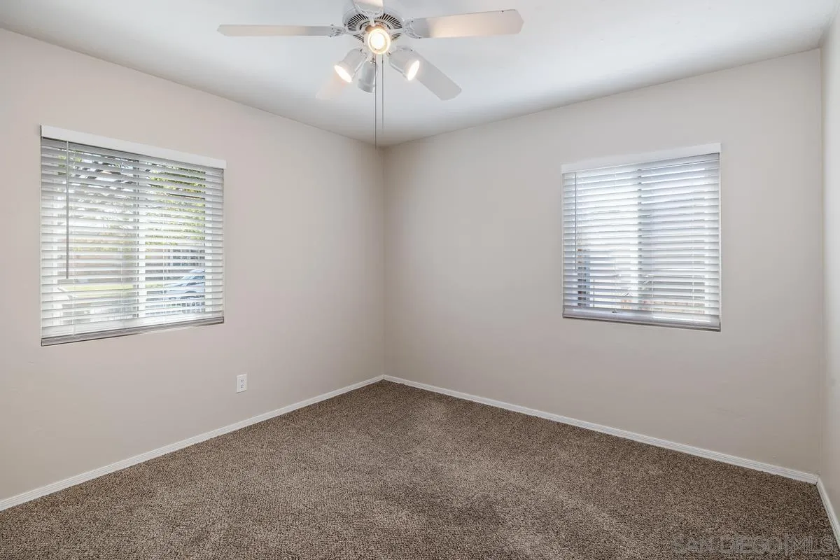 https://cdn.realtyfeed.com/cdn/127/250039535/acb2d8115b07326a697bd7ddf74eb978.webp