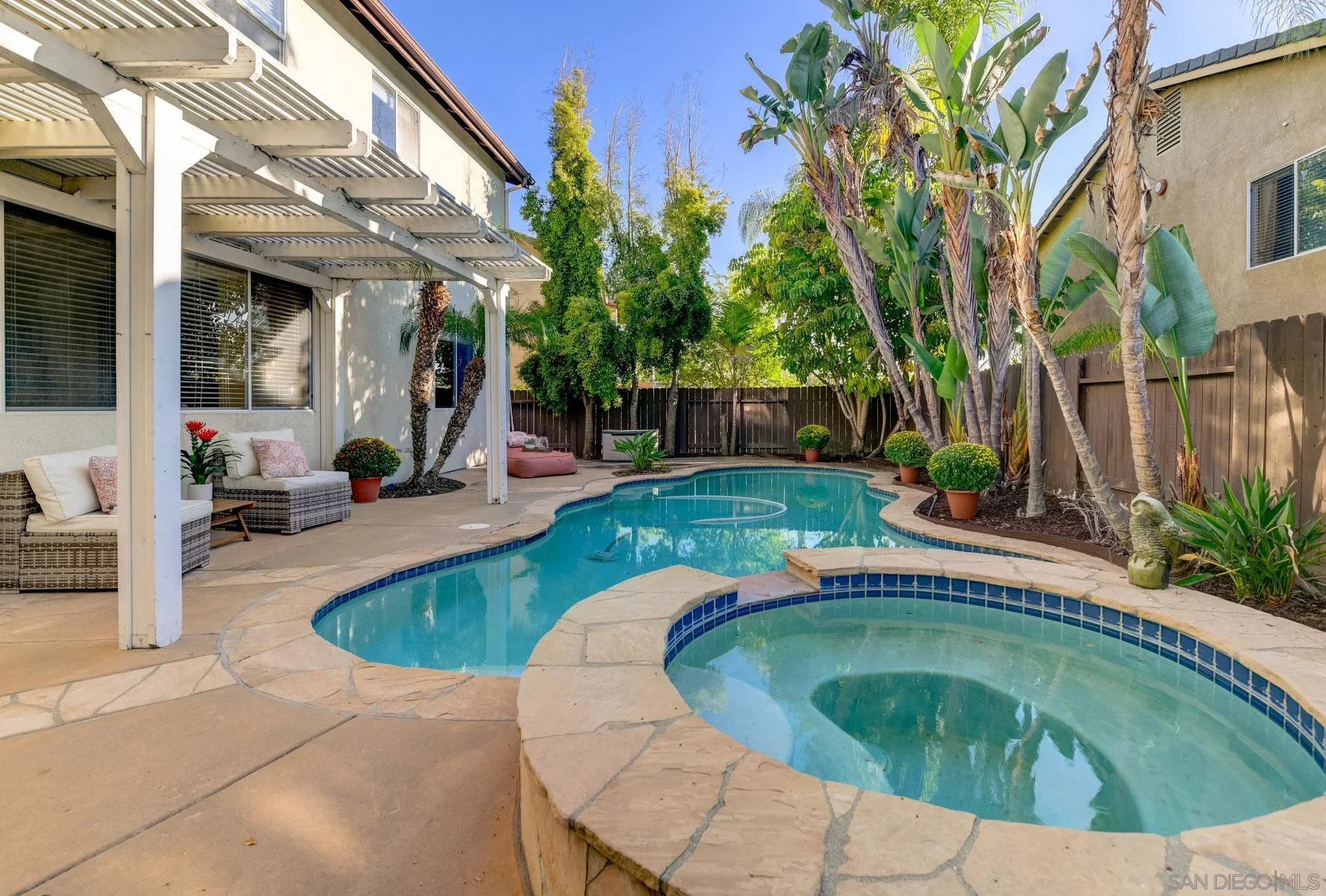 https://cdn.realtyfeed.com/cdn/127/250039541/0d88fc05c75e91c2361242dae4696cec.webp
