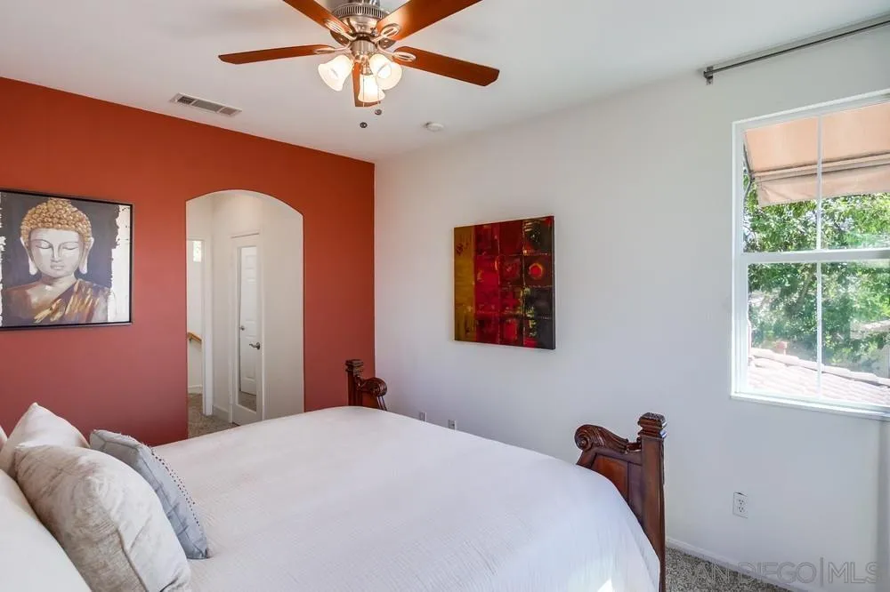 Photo #18: 250039550 Listing: Photo #18