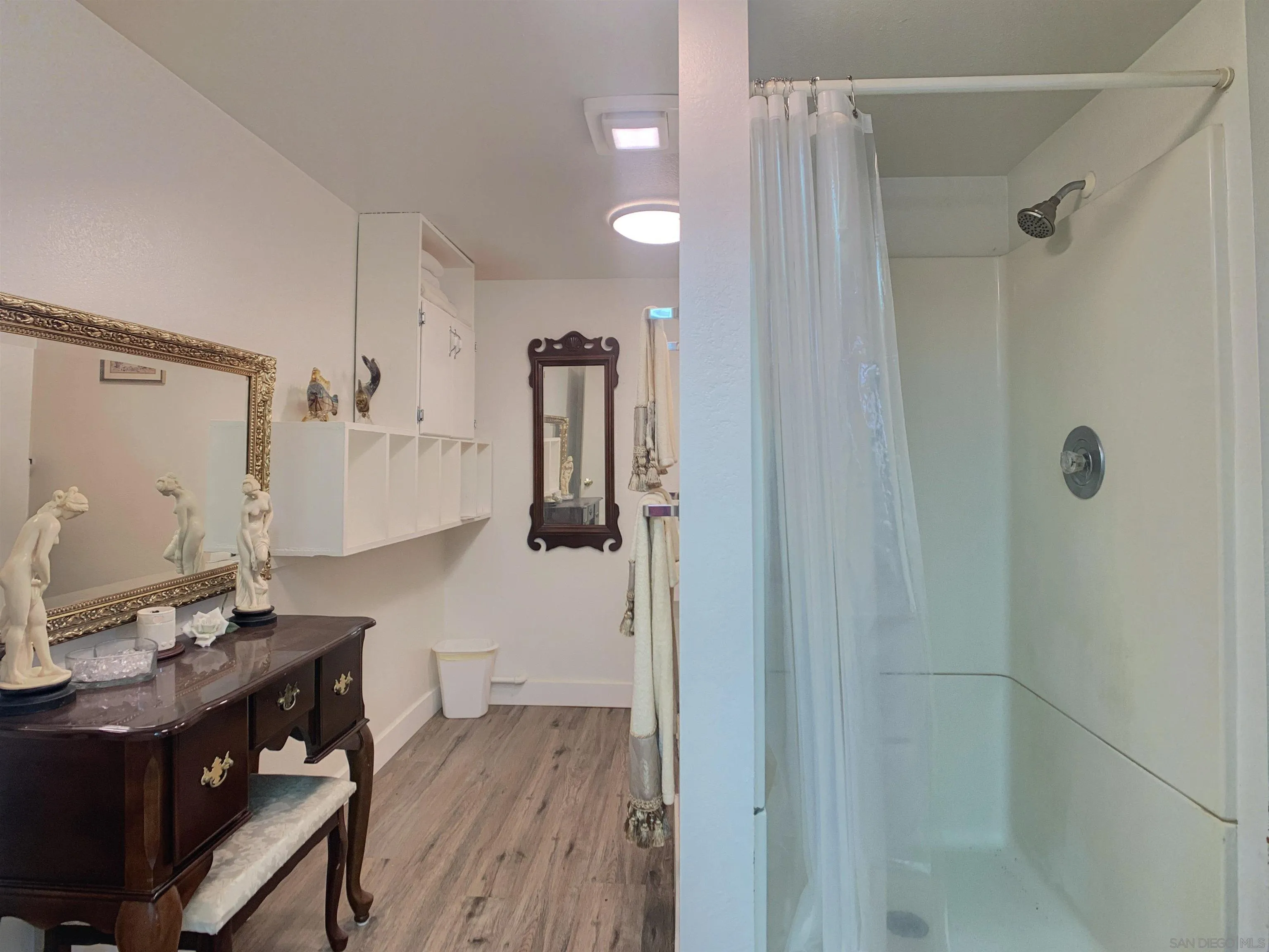 https://cdn.realtyfeed.com/cdn/127/250039551/1fa1d1125aa6a3442f85c23e6abe1d59.webp